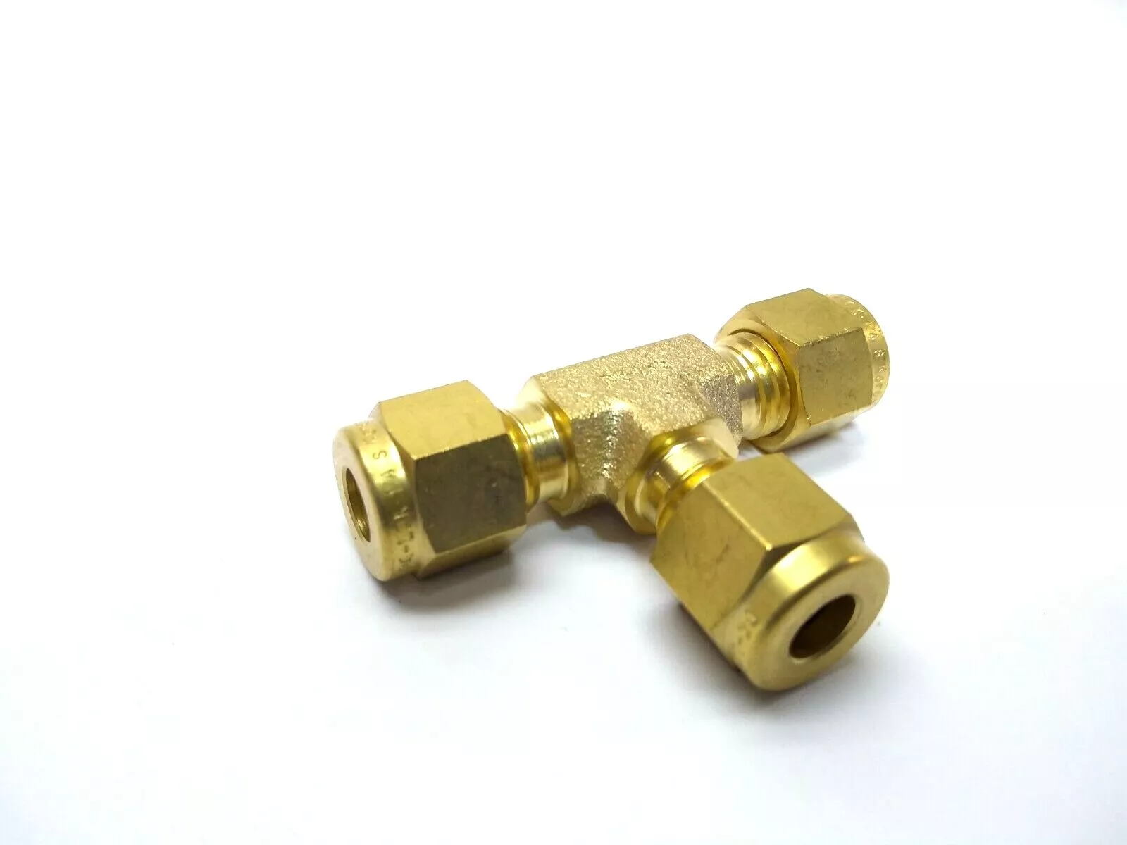 Dk-Lok Union Tee 3/8" OD - Brass