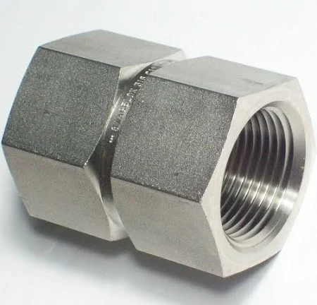 Swagelok Hex Reducing Coupling SS-8-RHC-2 1/2" FNPT x 1/4" FNPT SS316