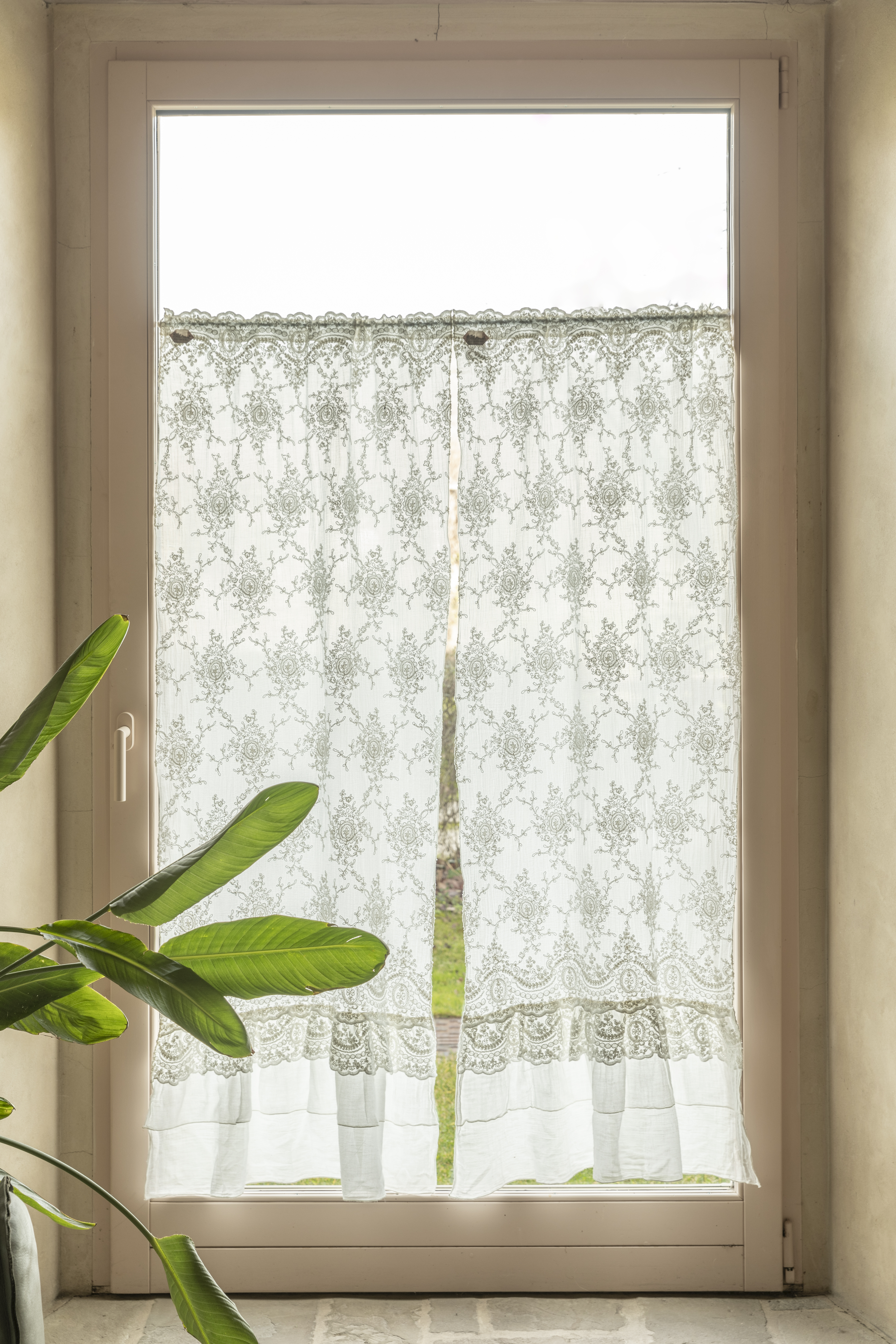 Coppia tende lino e pizzo