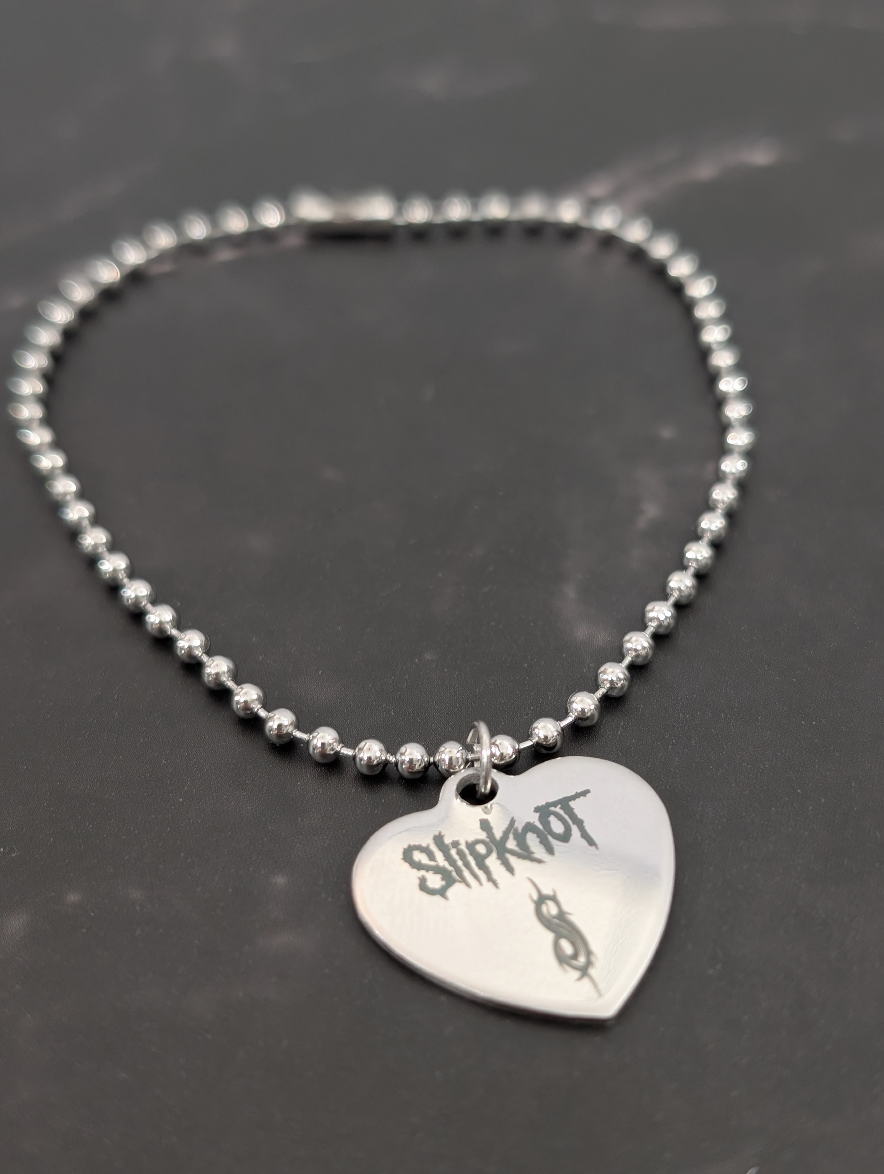 Slipknot Heart-shaped Charm Bracelet