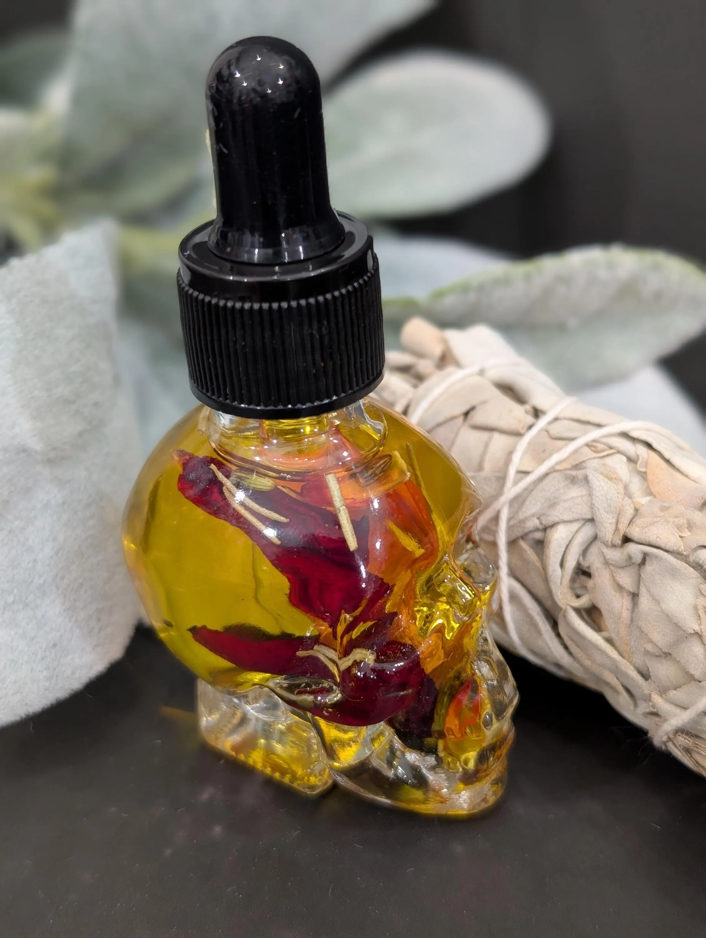 Skull-shaped Infused Oil Bottle Use For Anointing  Protection Perfume Intention