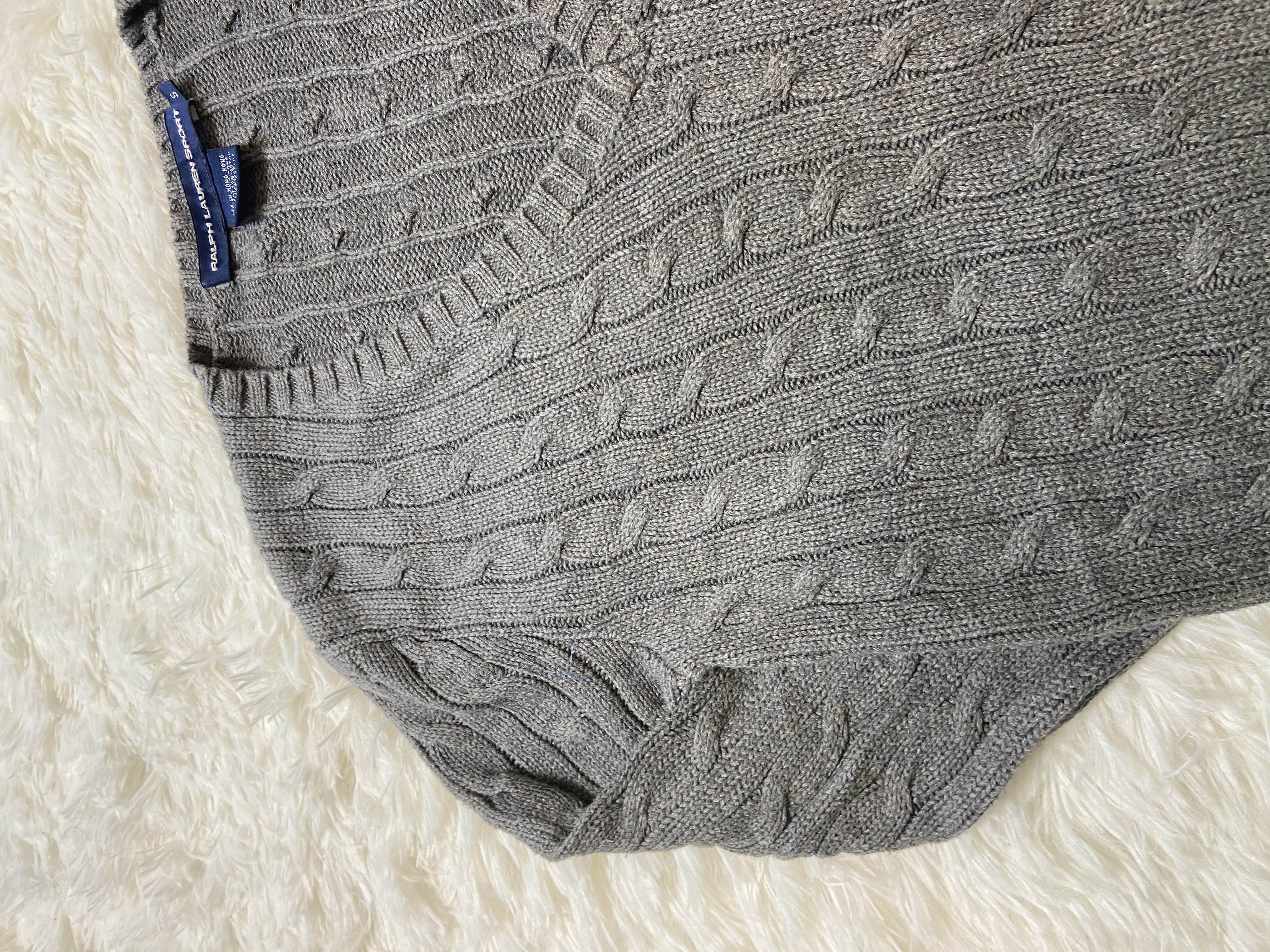 Pull torsadé à col V Ralph Lauren gris