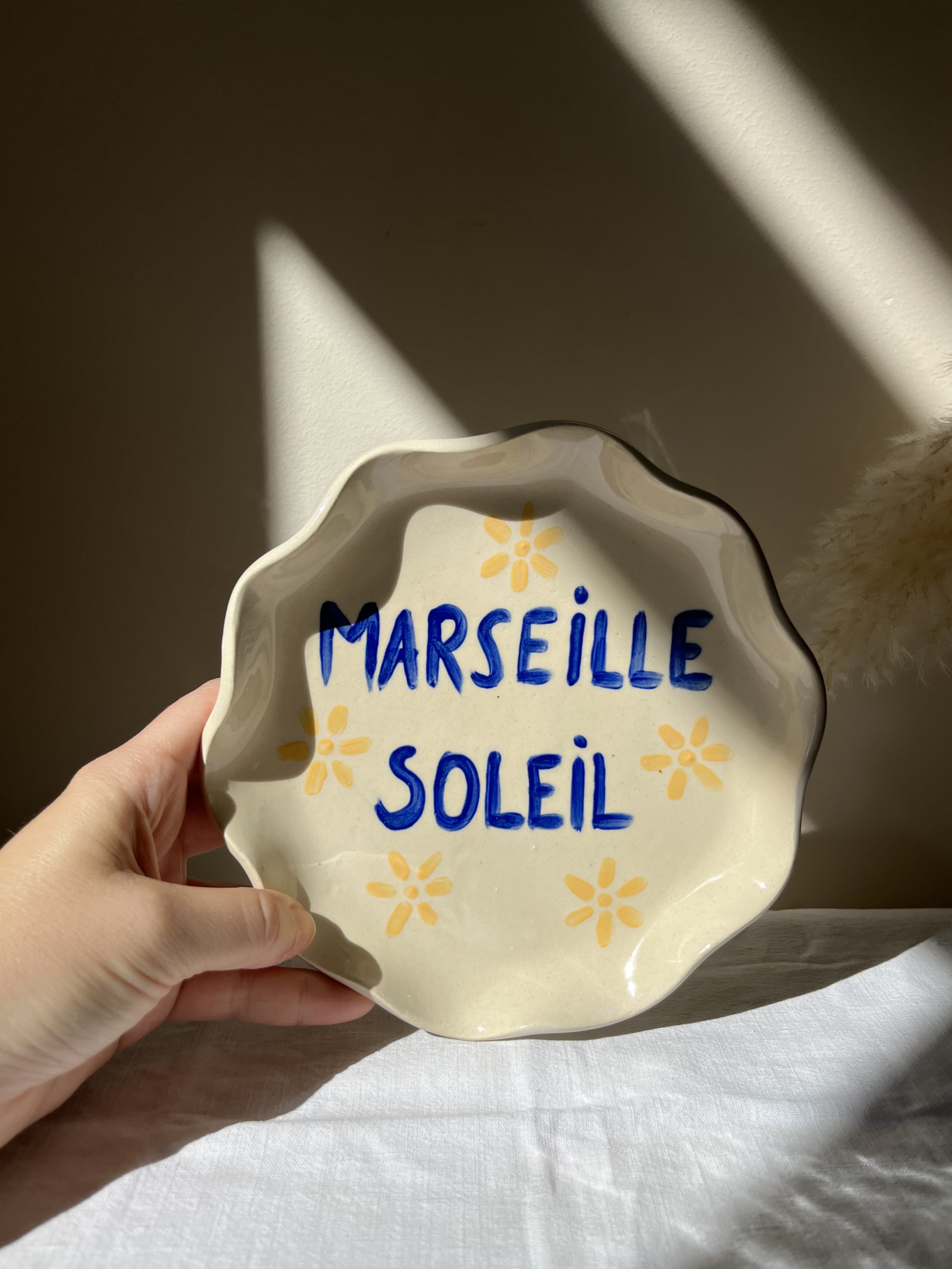 Petite assiette vague "Marseille soleil"