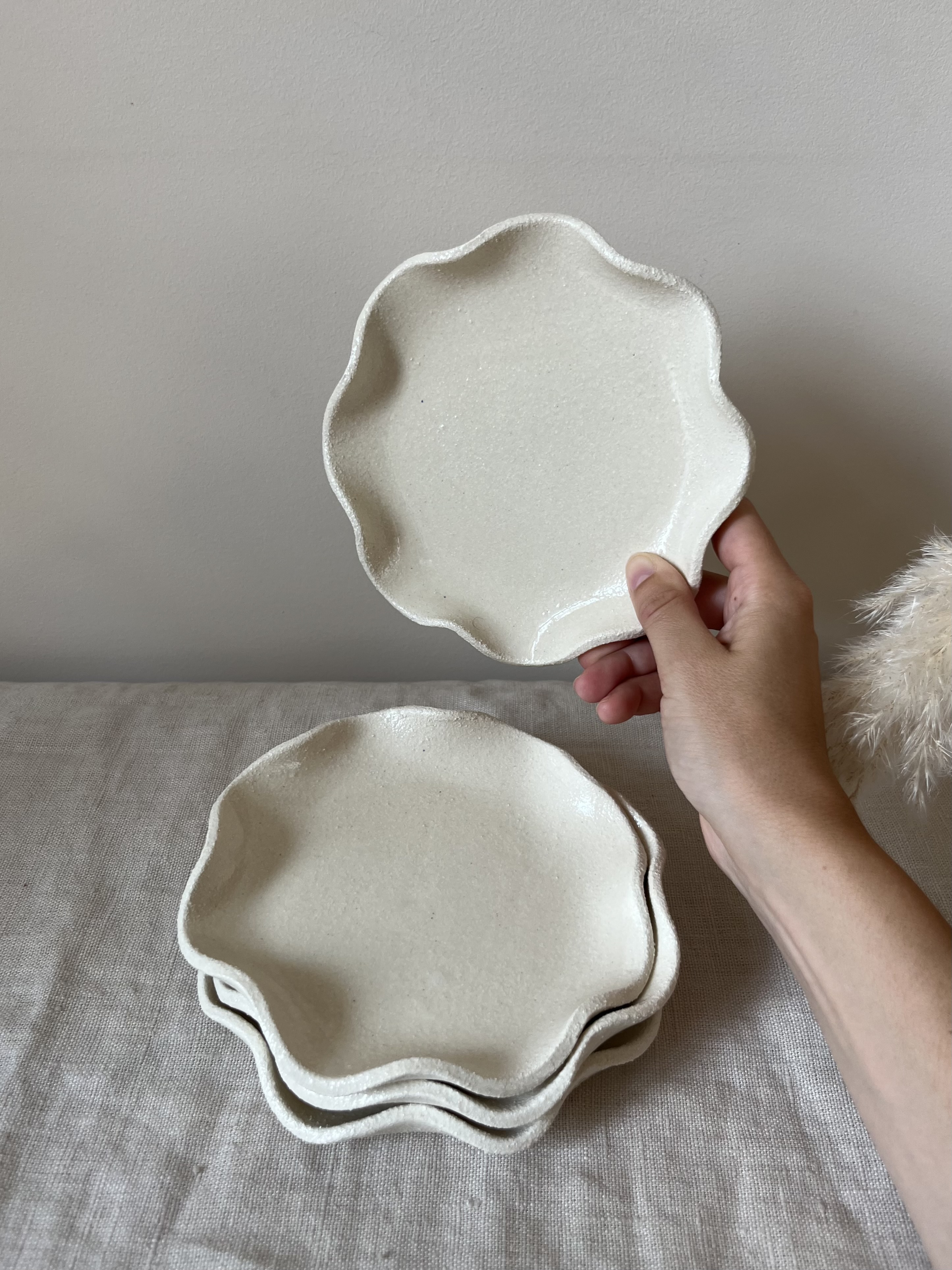 Petite assiette texturée