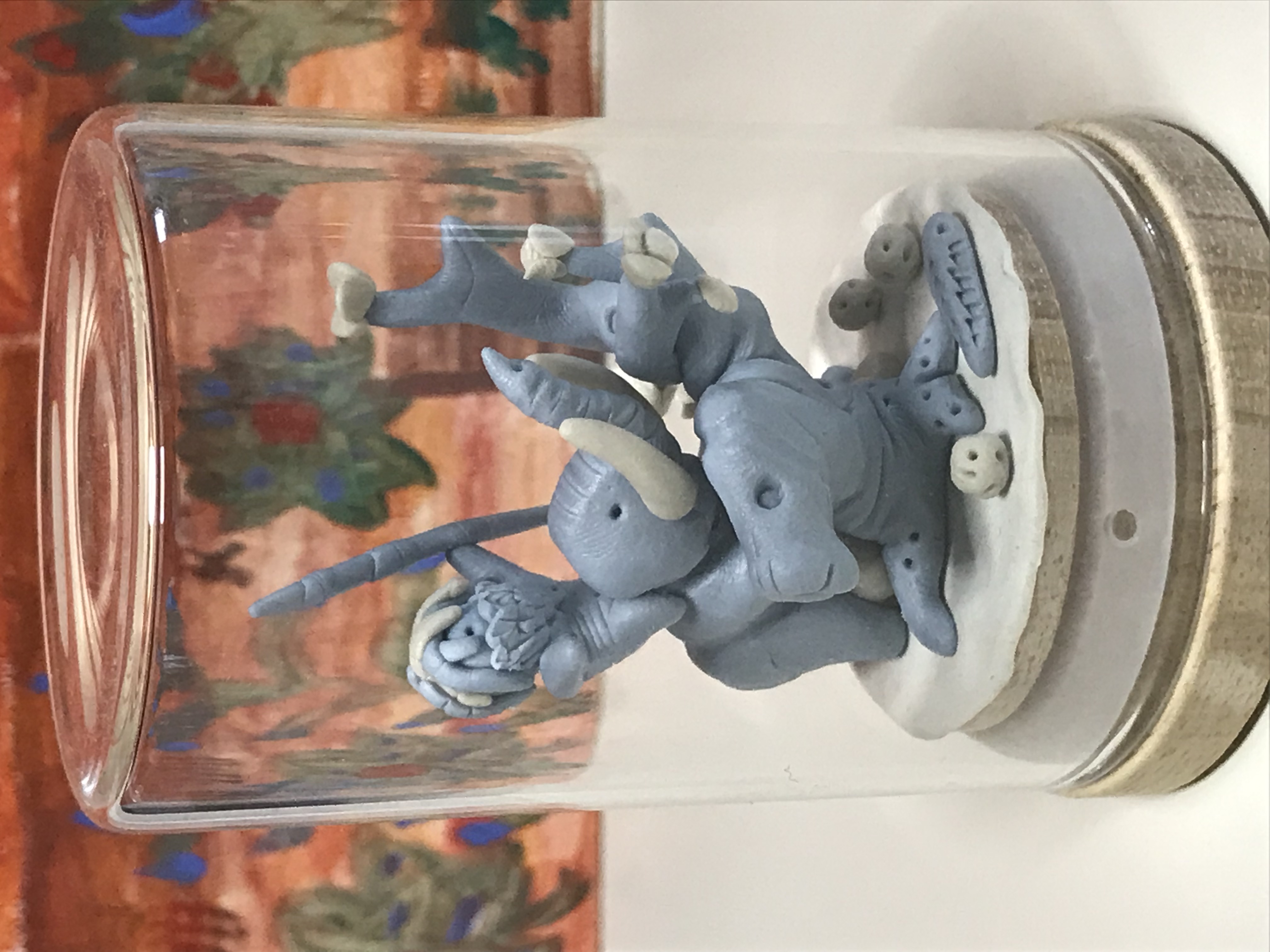 éléphant à l'arbre