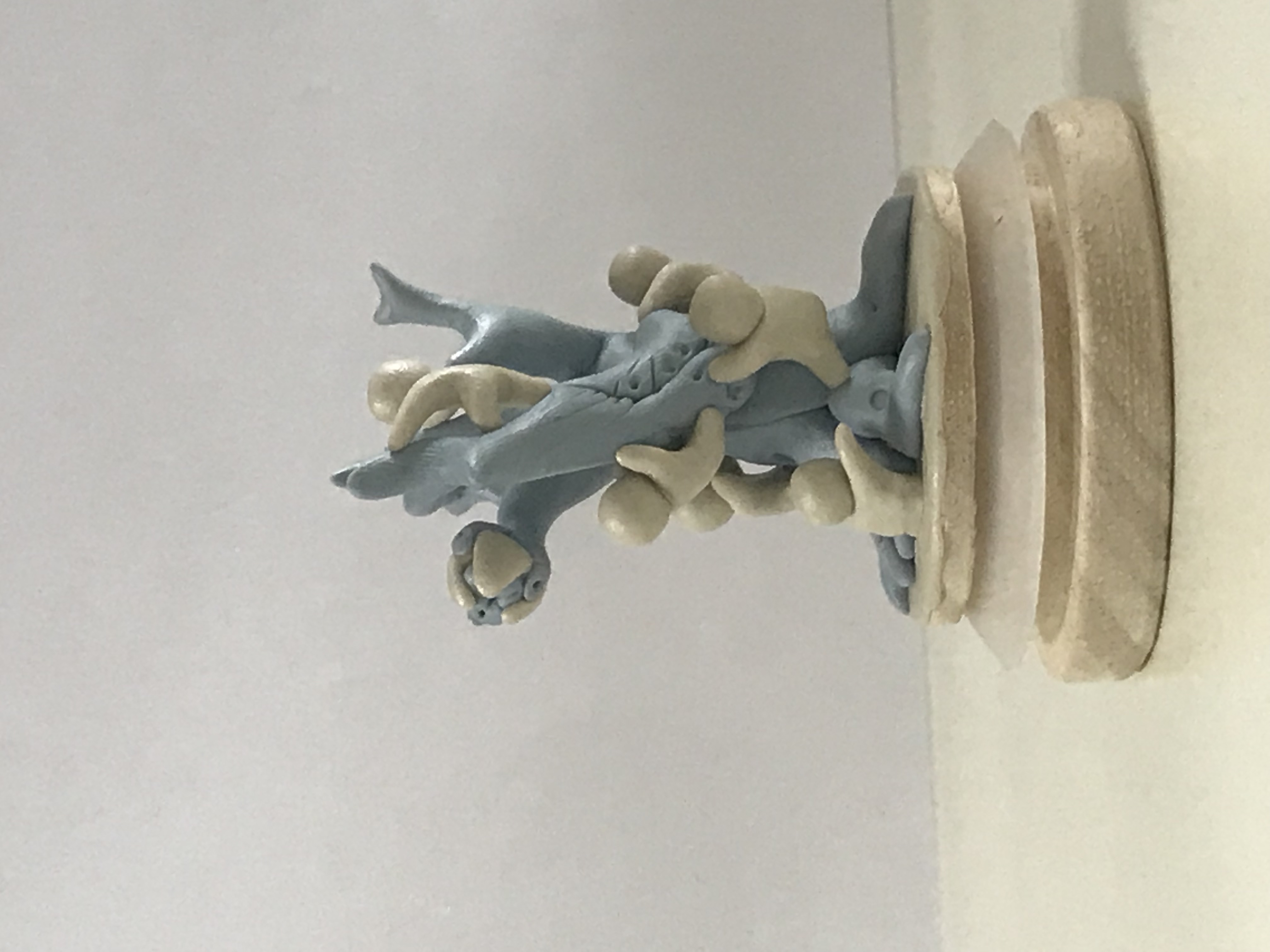 Petits bonshommes grimpant à l'arbre - 2