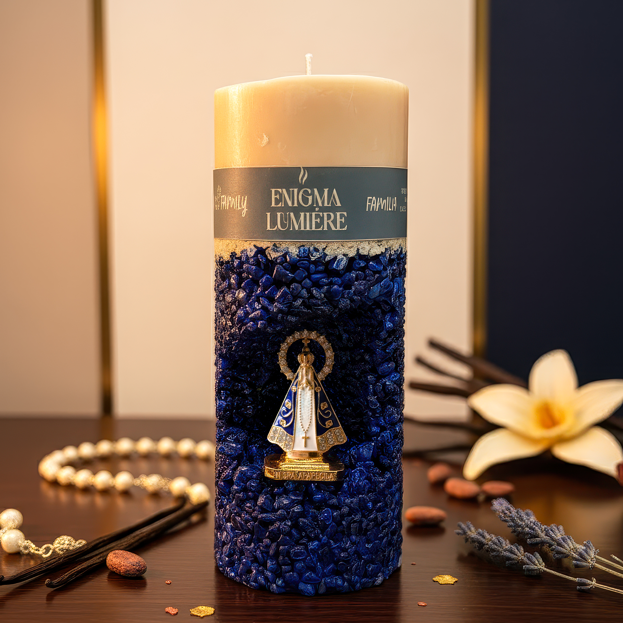 FAMILY CANDLE