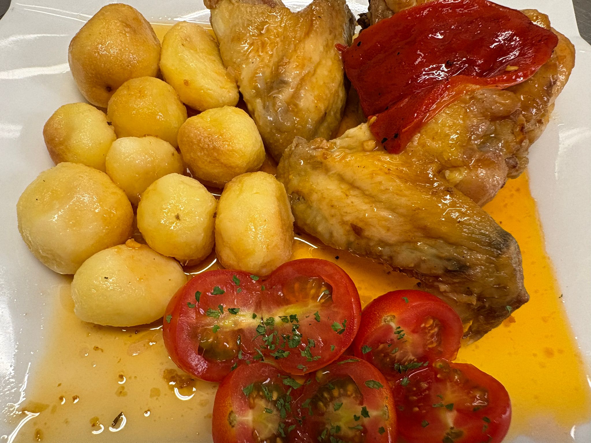 Pollo al horno con patatas