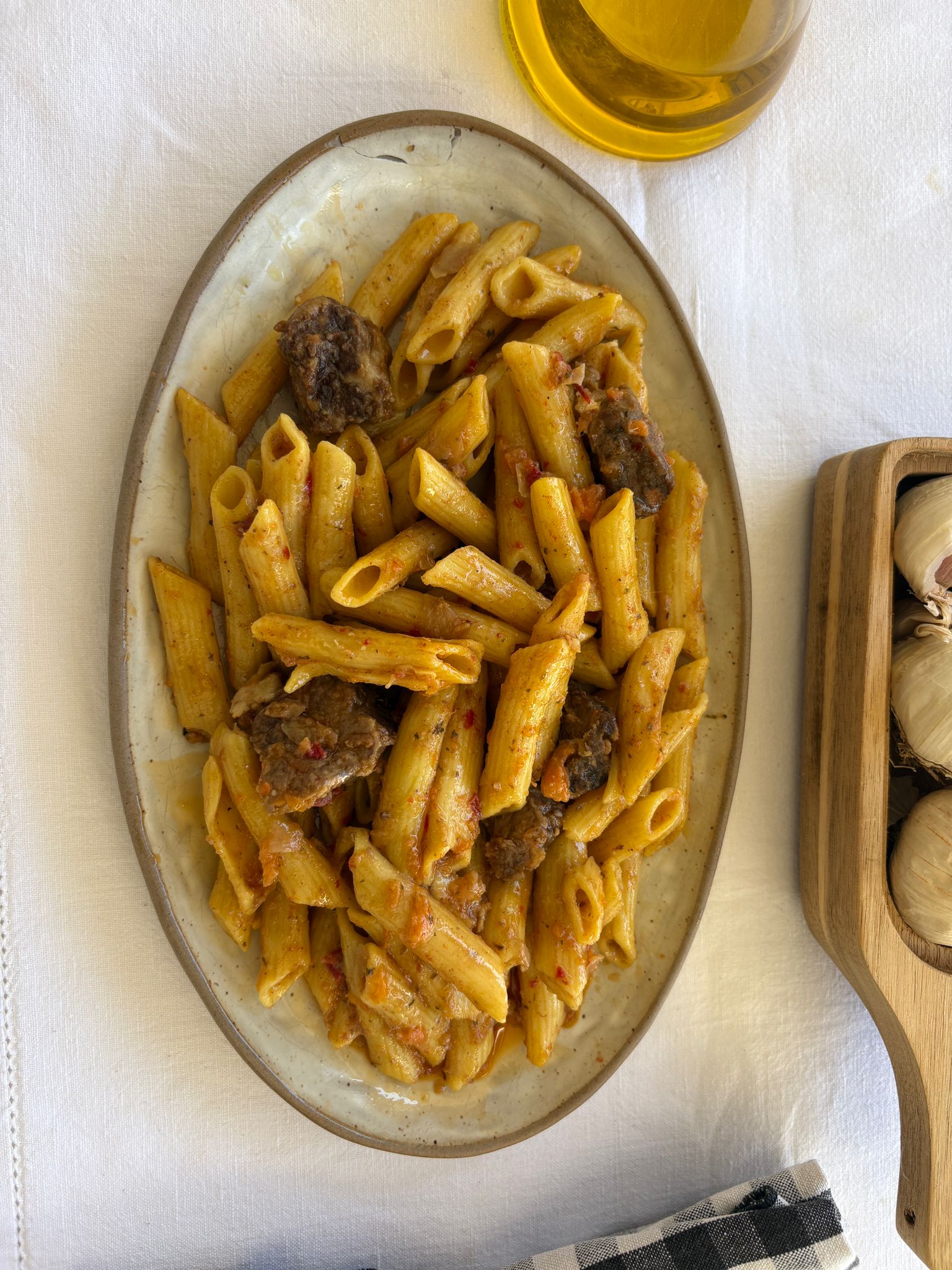 Macarrones c/ ternera guisada