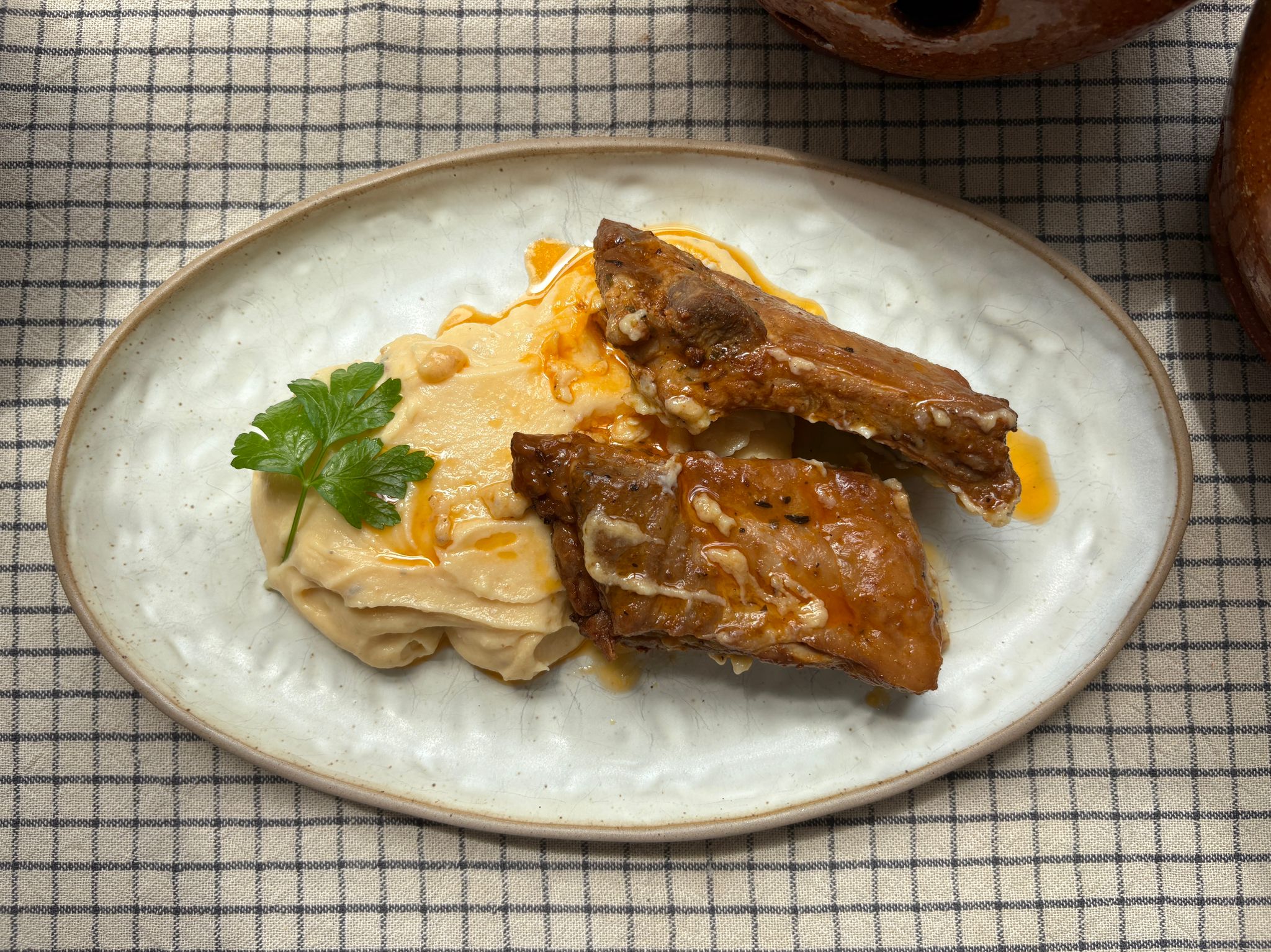 Costilla al horno c/ puré de patata