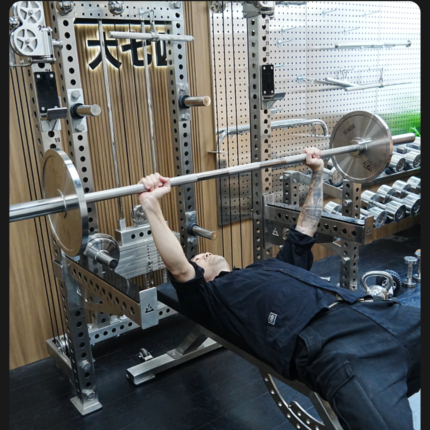 304 Stainless steel wall mounted multifunctional squat rack bench press barbell set squat gantry fitness all-in-one equipment