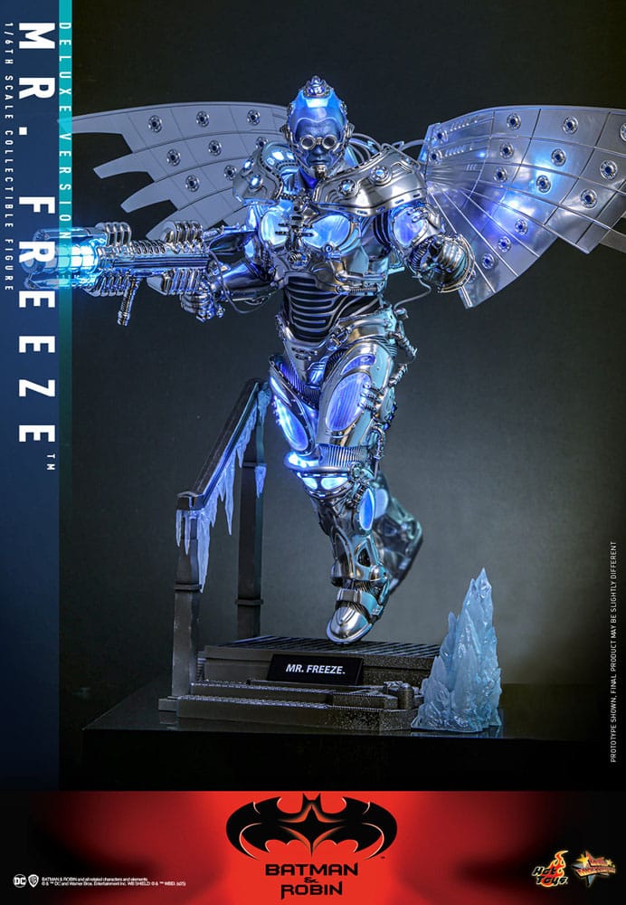 Hot Toys Mr. Freeze  Batman & Robin Movie Masterpiece Action Figure 1/6 Deluxe Version