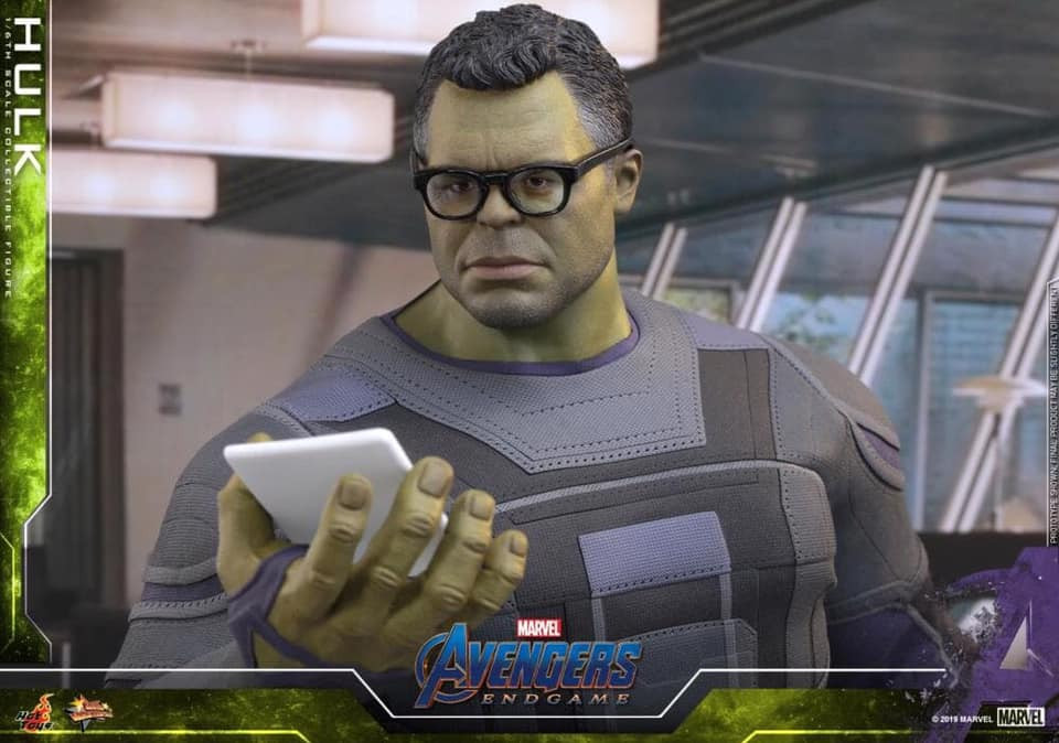 Hot Toys Hulk Avengers: Endgame 1/6 Action Figure MMS558