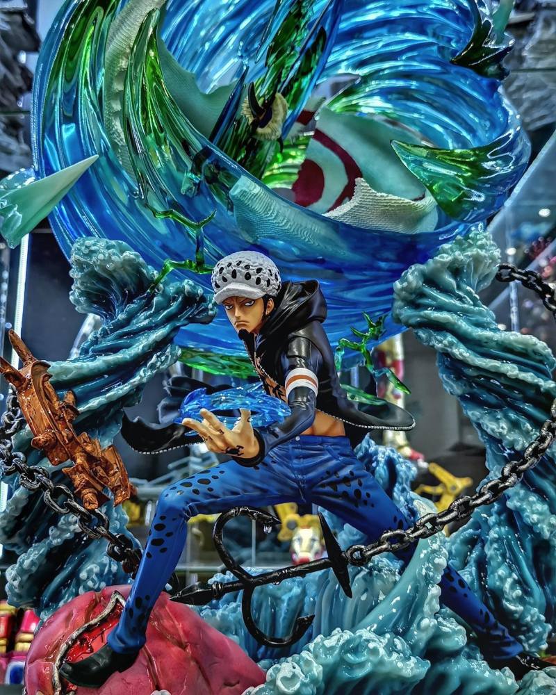 F3 Studio Trafalgar Law One Piece - Resin Statue scale 1:8