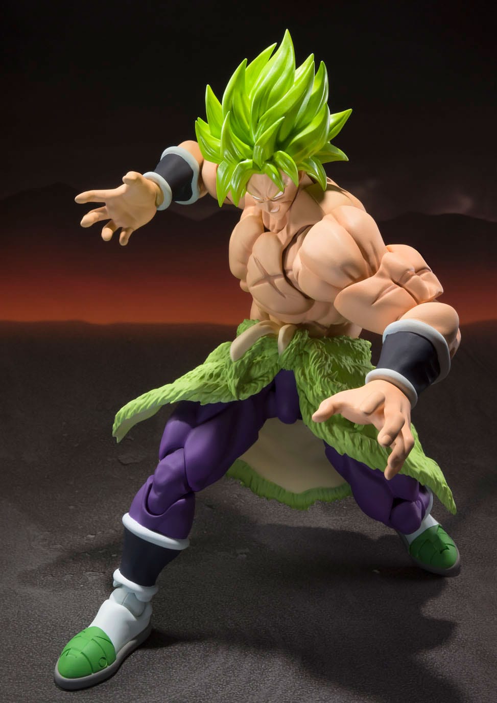 Bandai Dragonball Super Broly S.H. Figuarts Super Saiyan Broly Fullpower Action Figure 