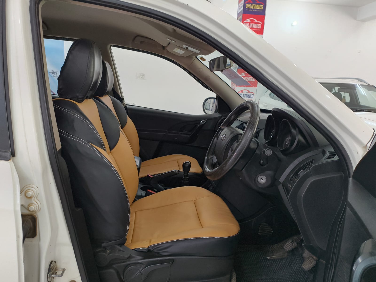 Mahindra XUV500 MODEL 2018 First OWNER  