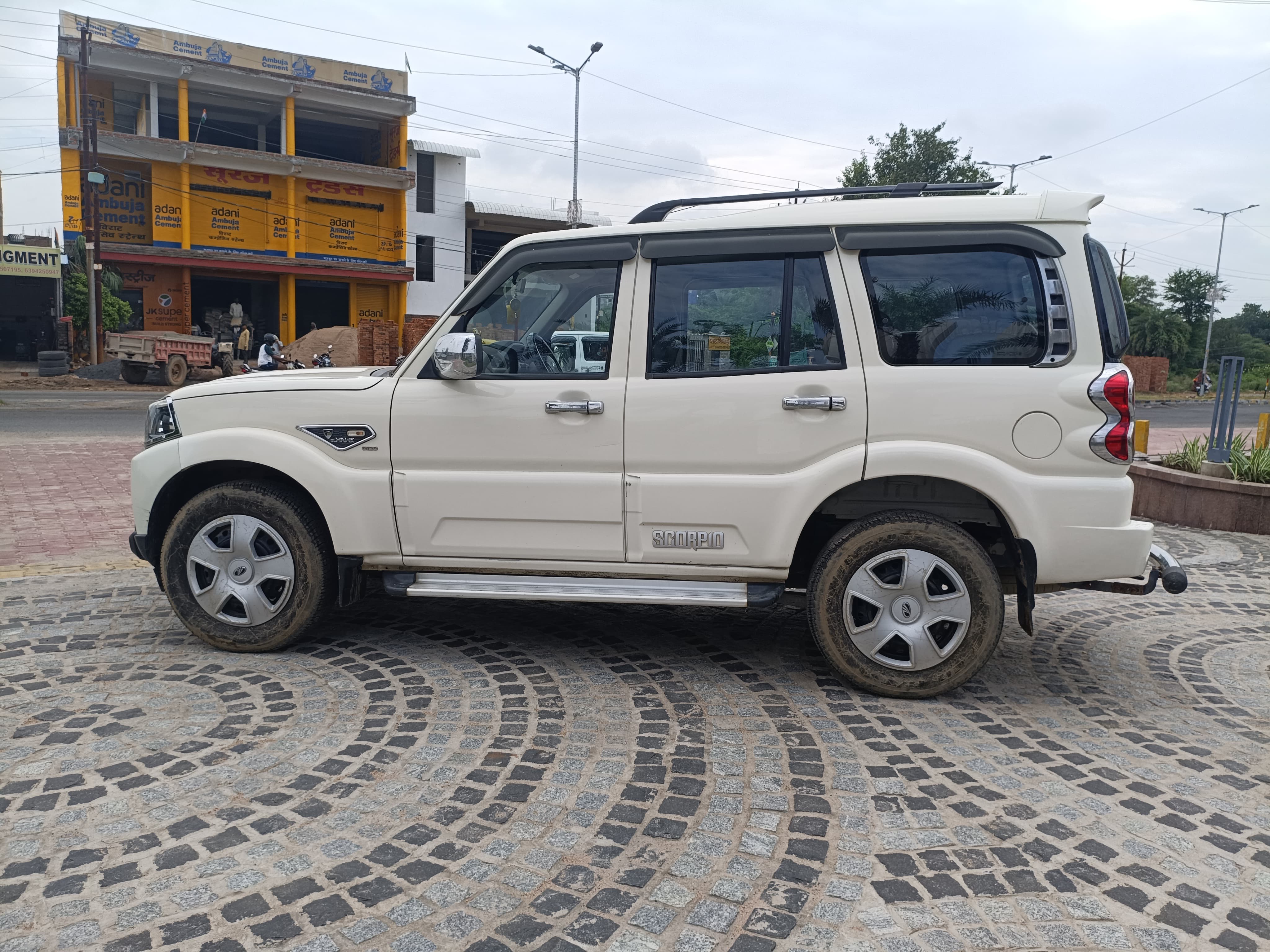 Mahindra Scorpio S5  Model 2019 Owner First Running 78000km Fuel ⛽ Diesel 