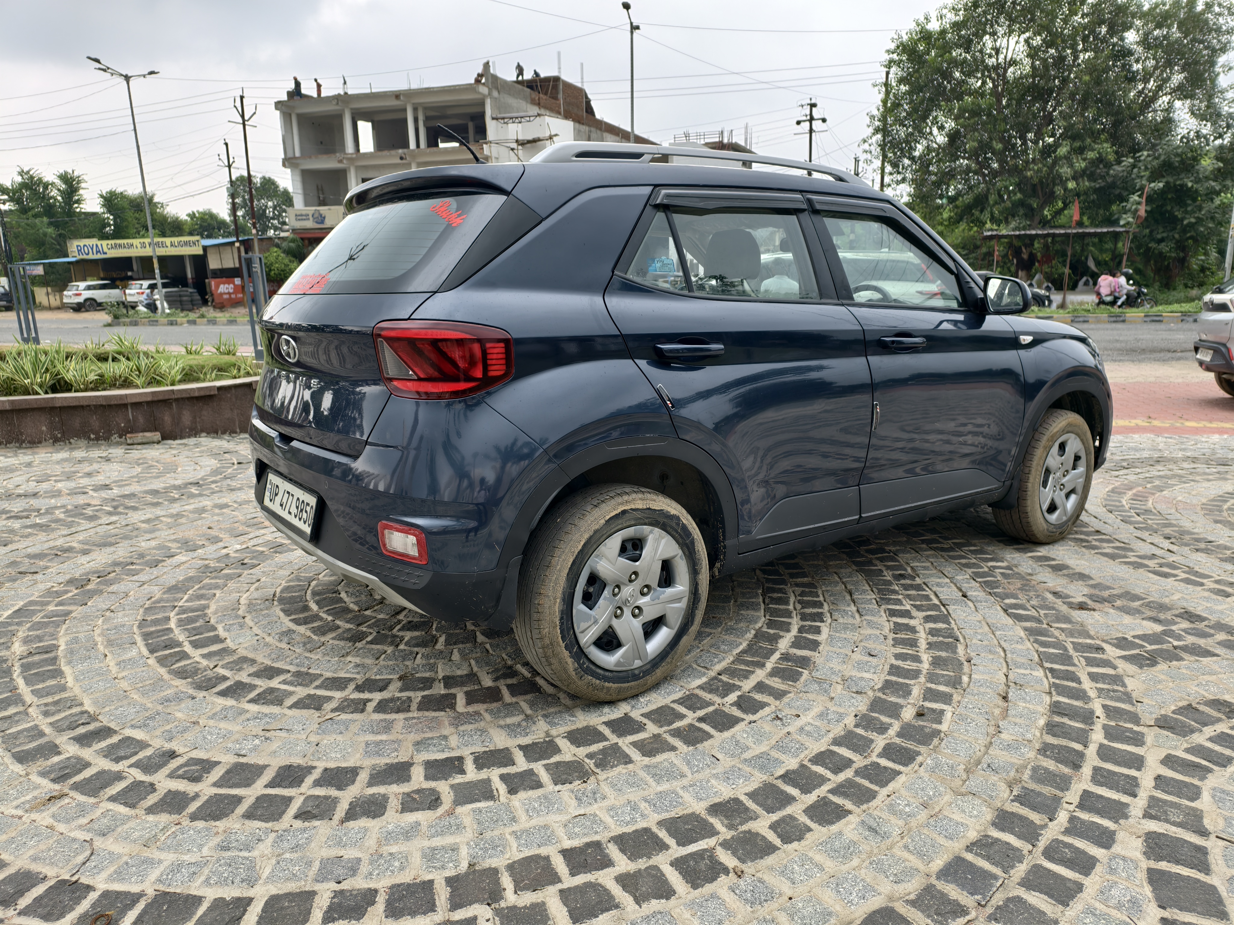 Hyundai Venue Model 2021 Owner First Running 71000km