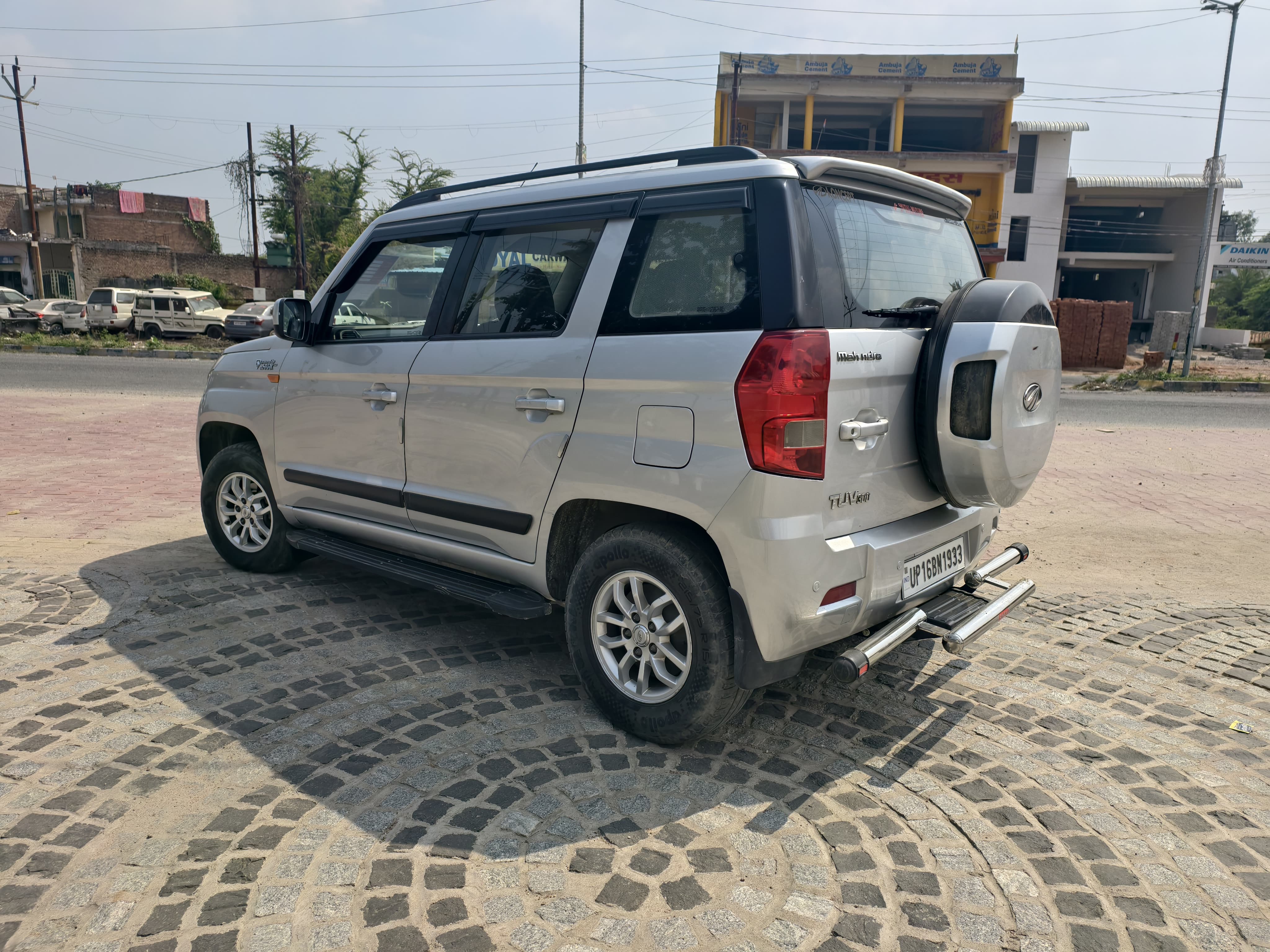 Mahindra TUV300 T8 Model 2017 Owner First Running 82000 km Fuel ⛽ Diesel 