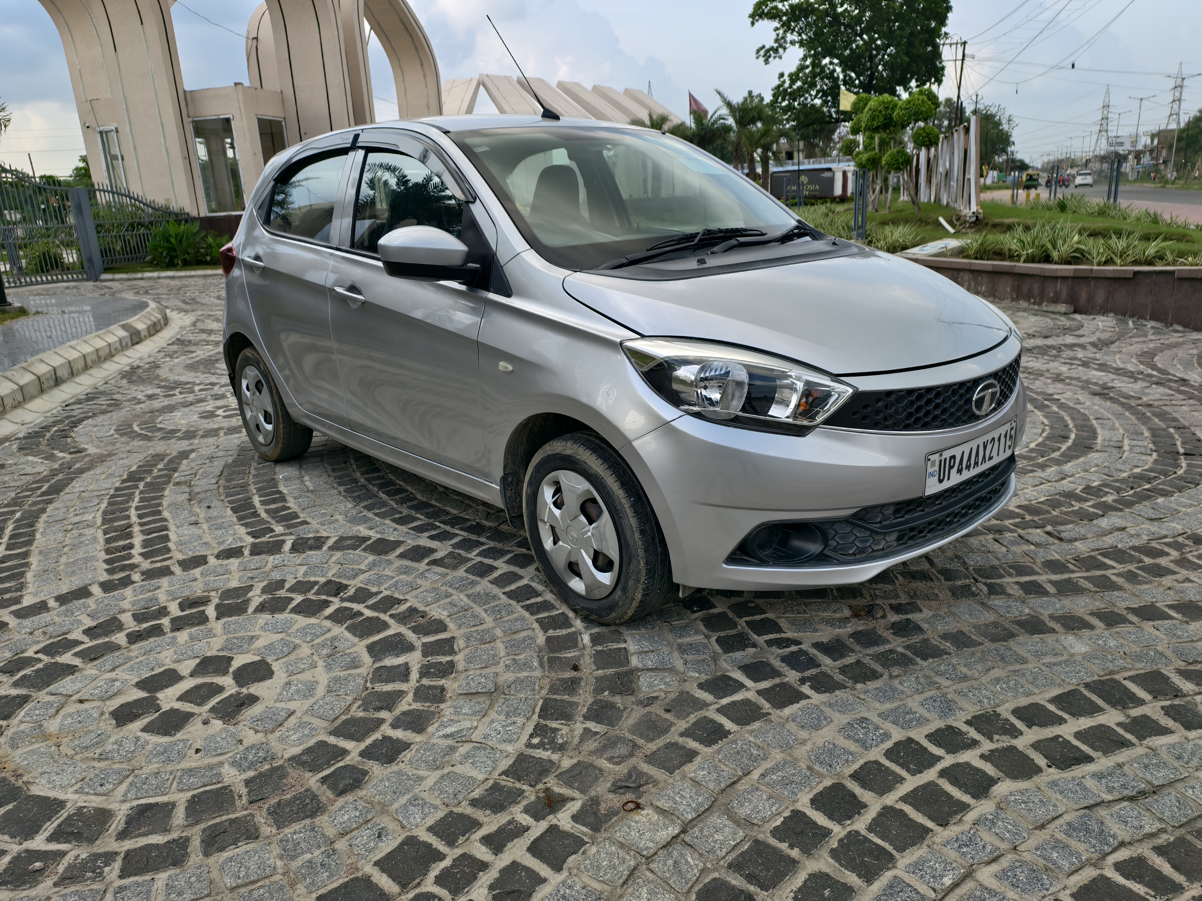 Tata Tiago Model 2019 Owner First Running 71000km 