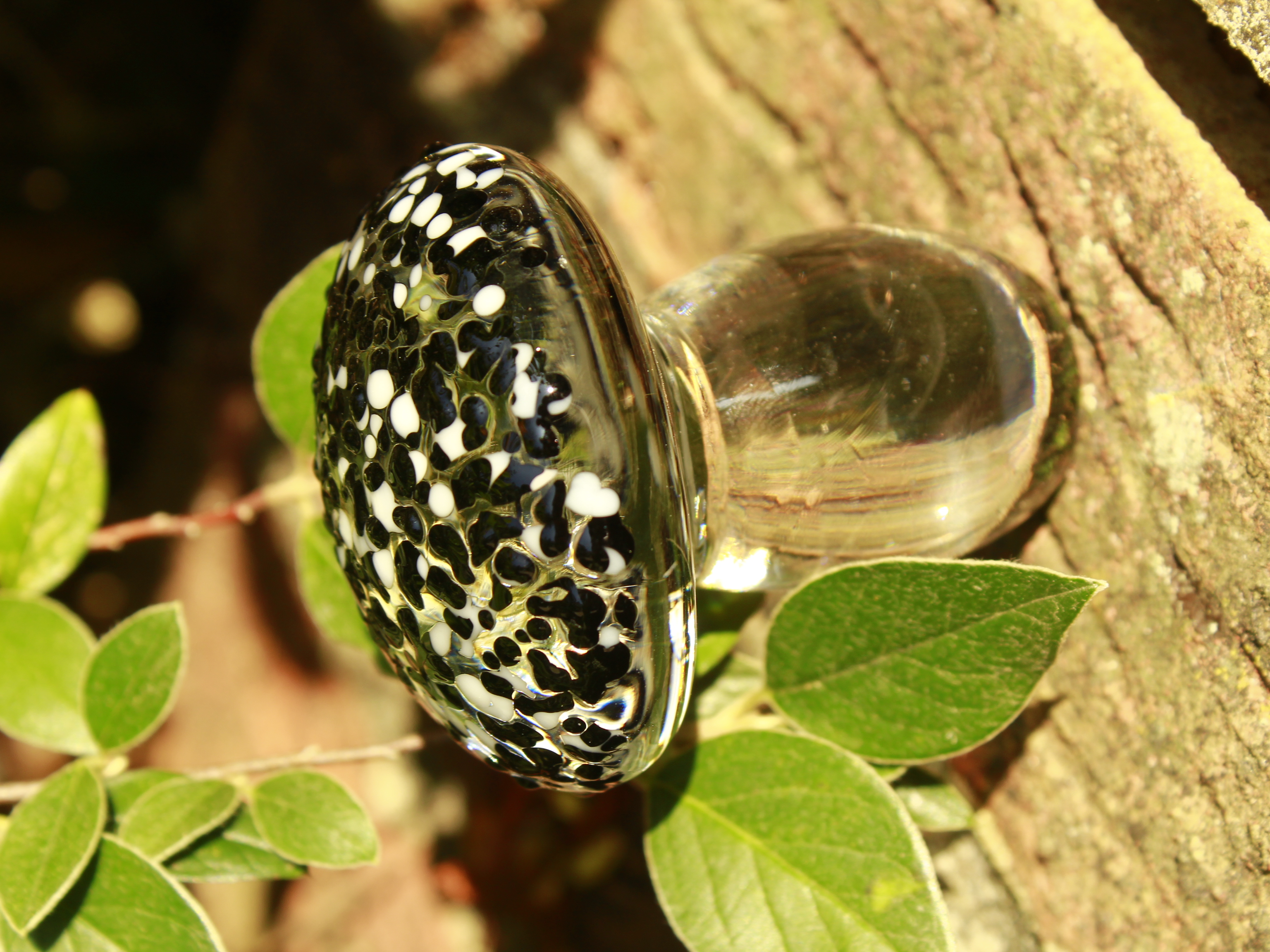 Elegant Black And White Glass Mushroom Decor – Artisan Handmade Glass Sculpture