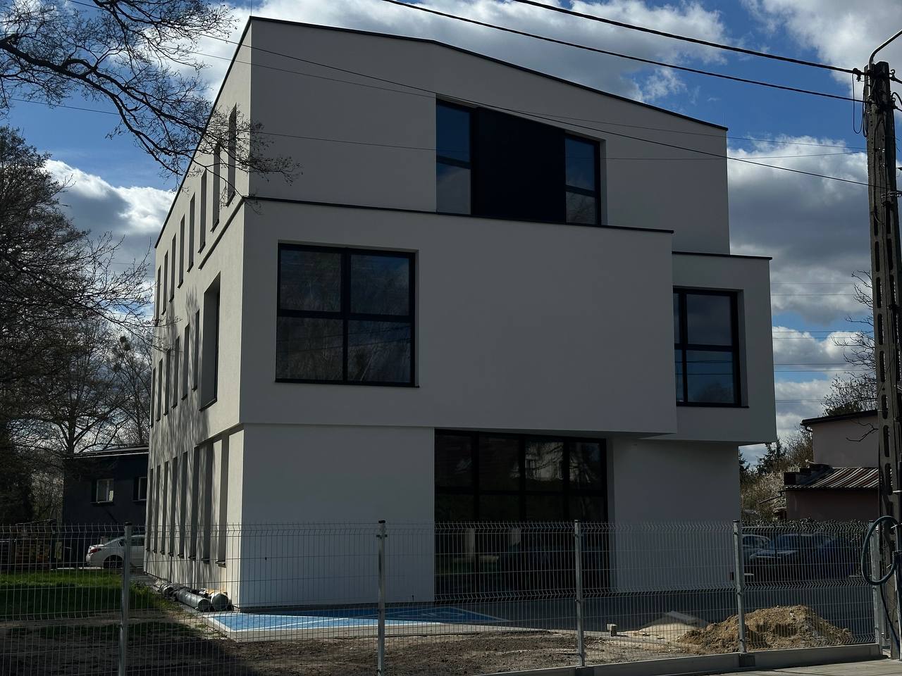 Wielopiętrowy budynek o powierzchni 700 m² w 12 miesięcy