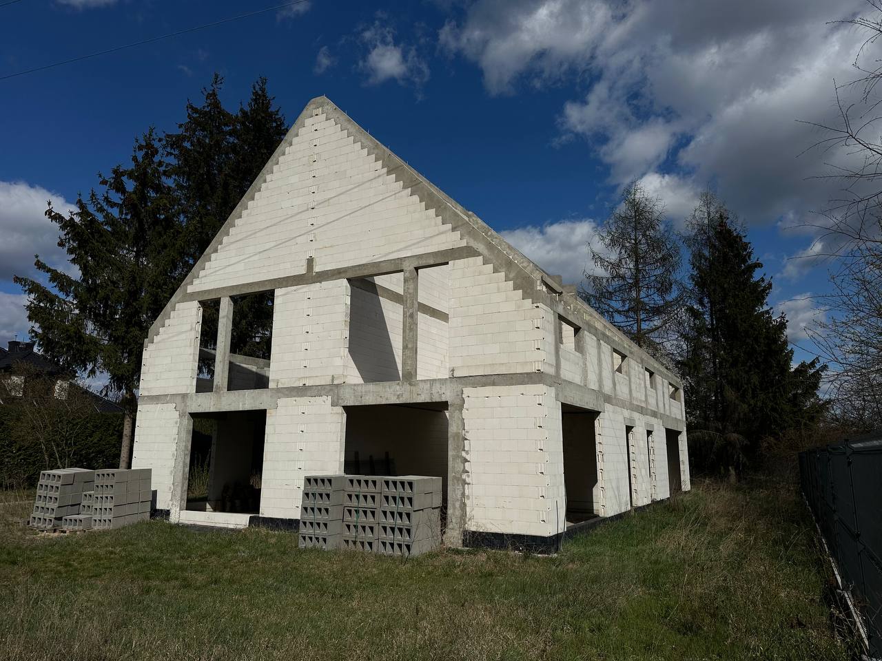 Nowoczesny dom 405 m² - w zaledwie 3 miesiące