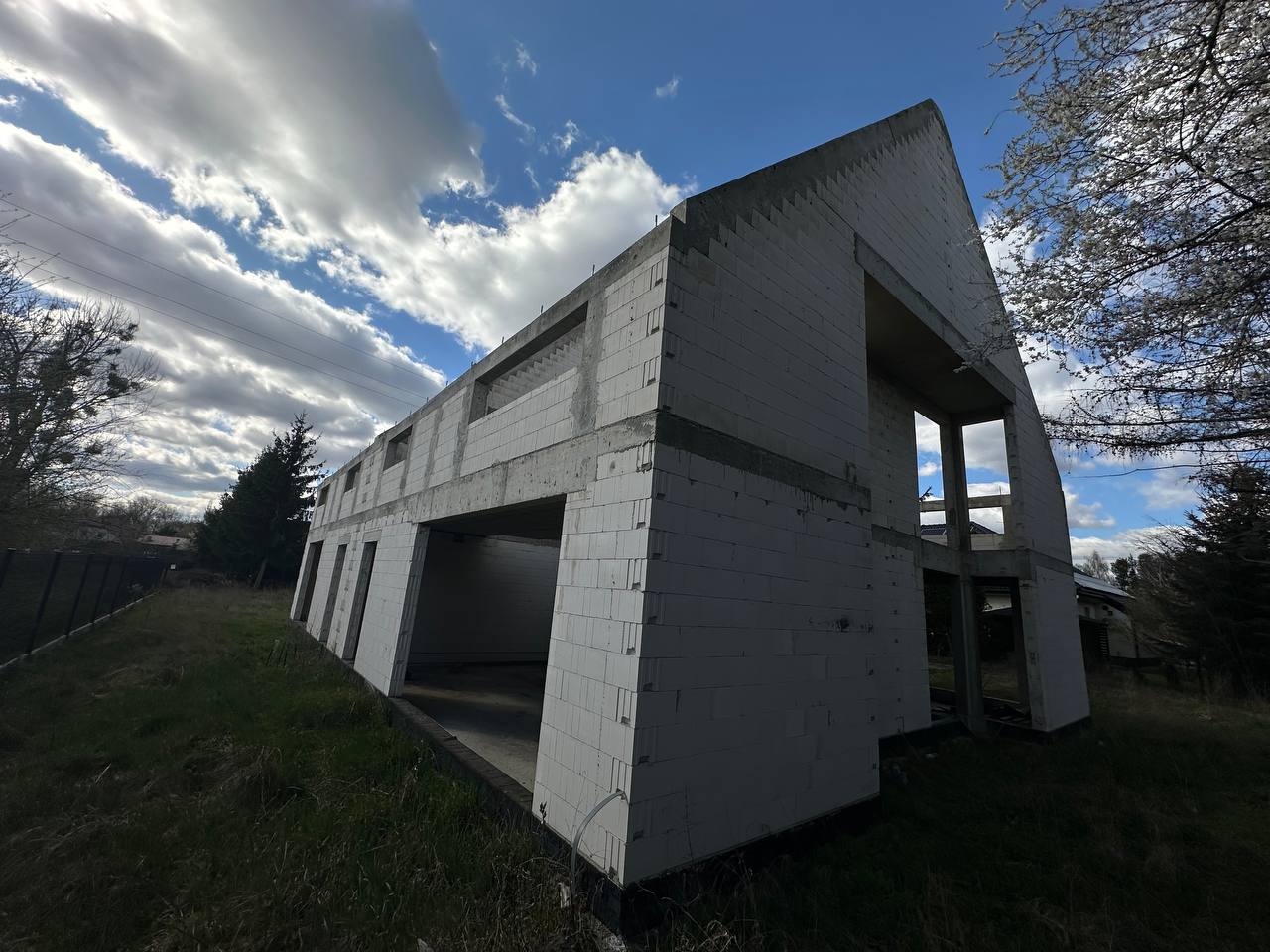 Nowoczesny dom 405 m² - w zaledwie 3 miesiące