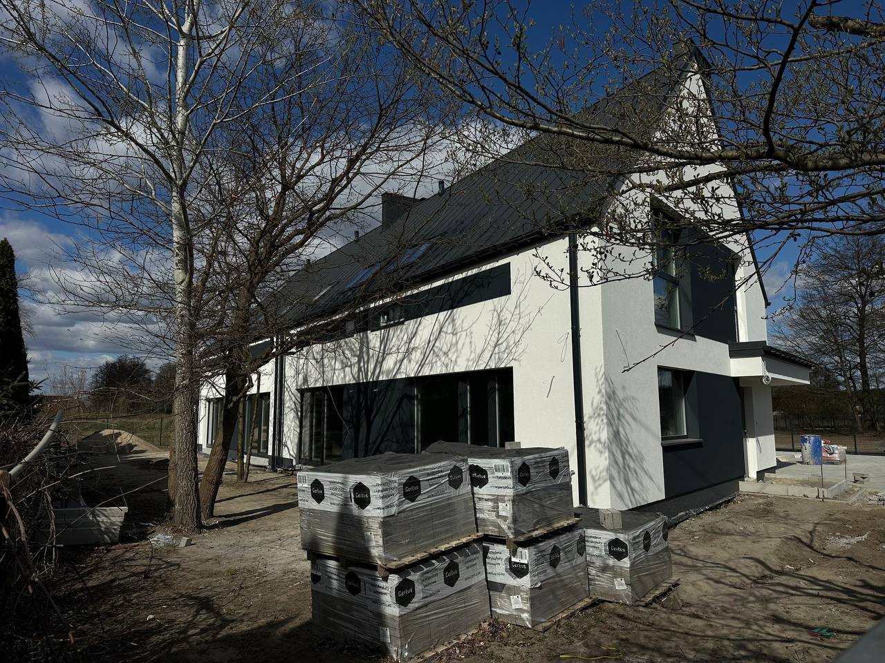 Budynek mieszkalny o powierzchni 480 m² - w 9 miesięcy