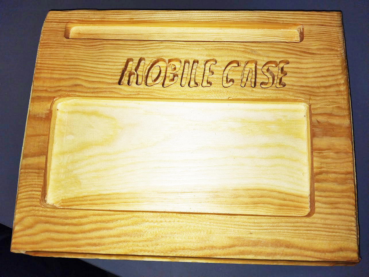 Wooden Mobile Case Holder