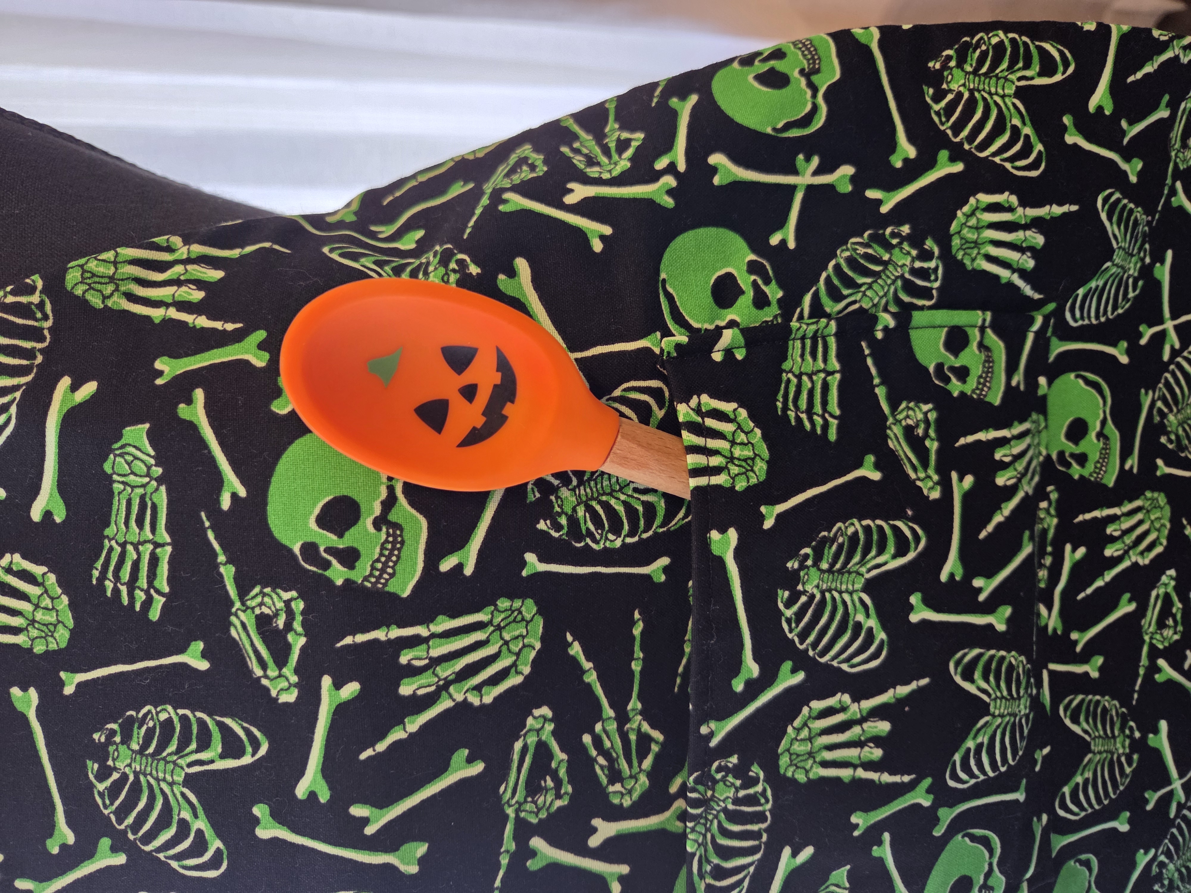 Glowy Skelly Apron