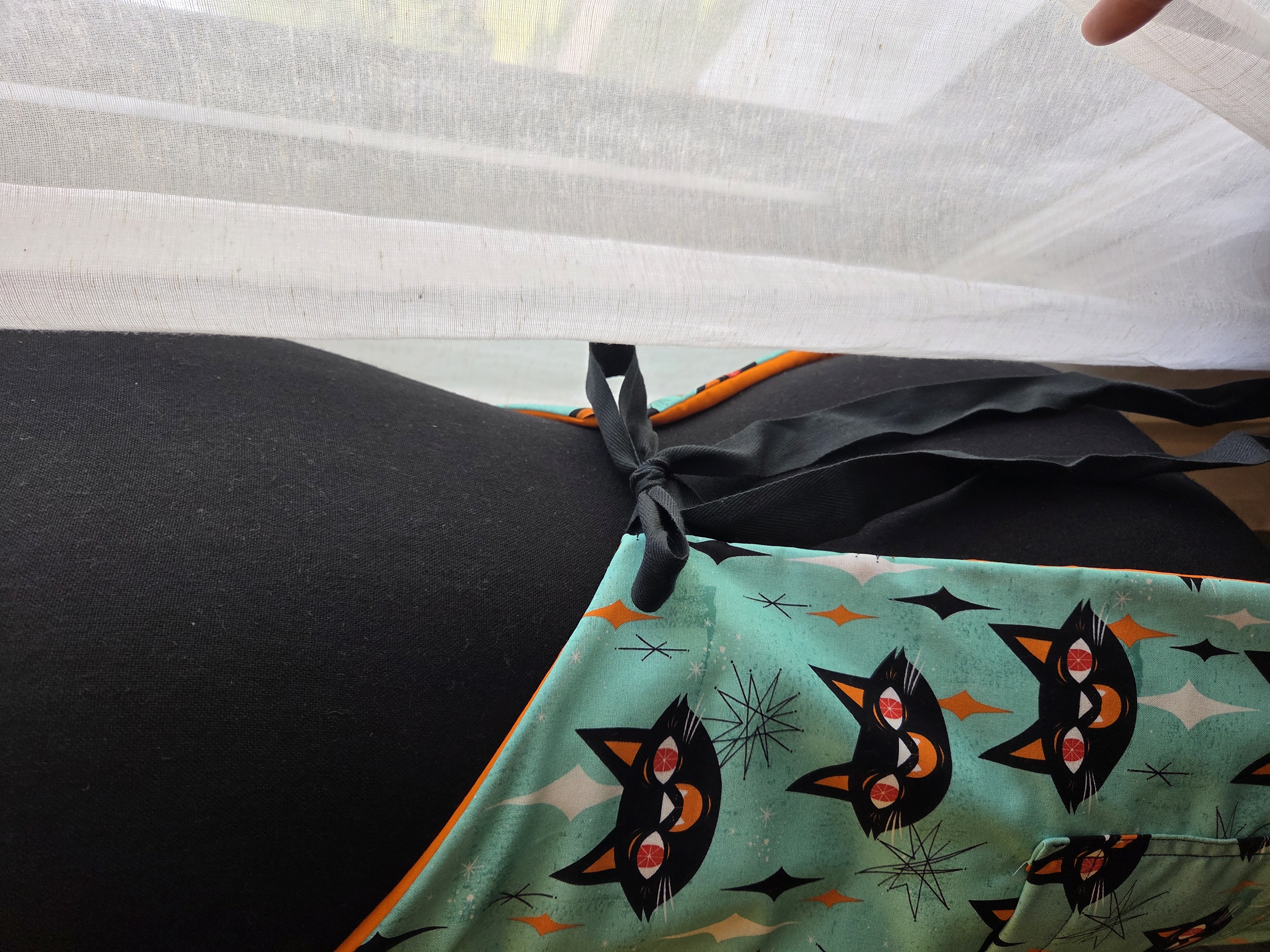 Starburst Cat Apron