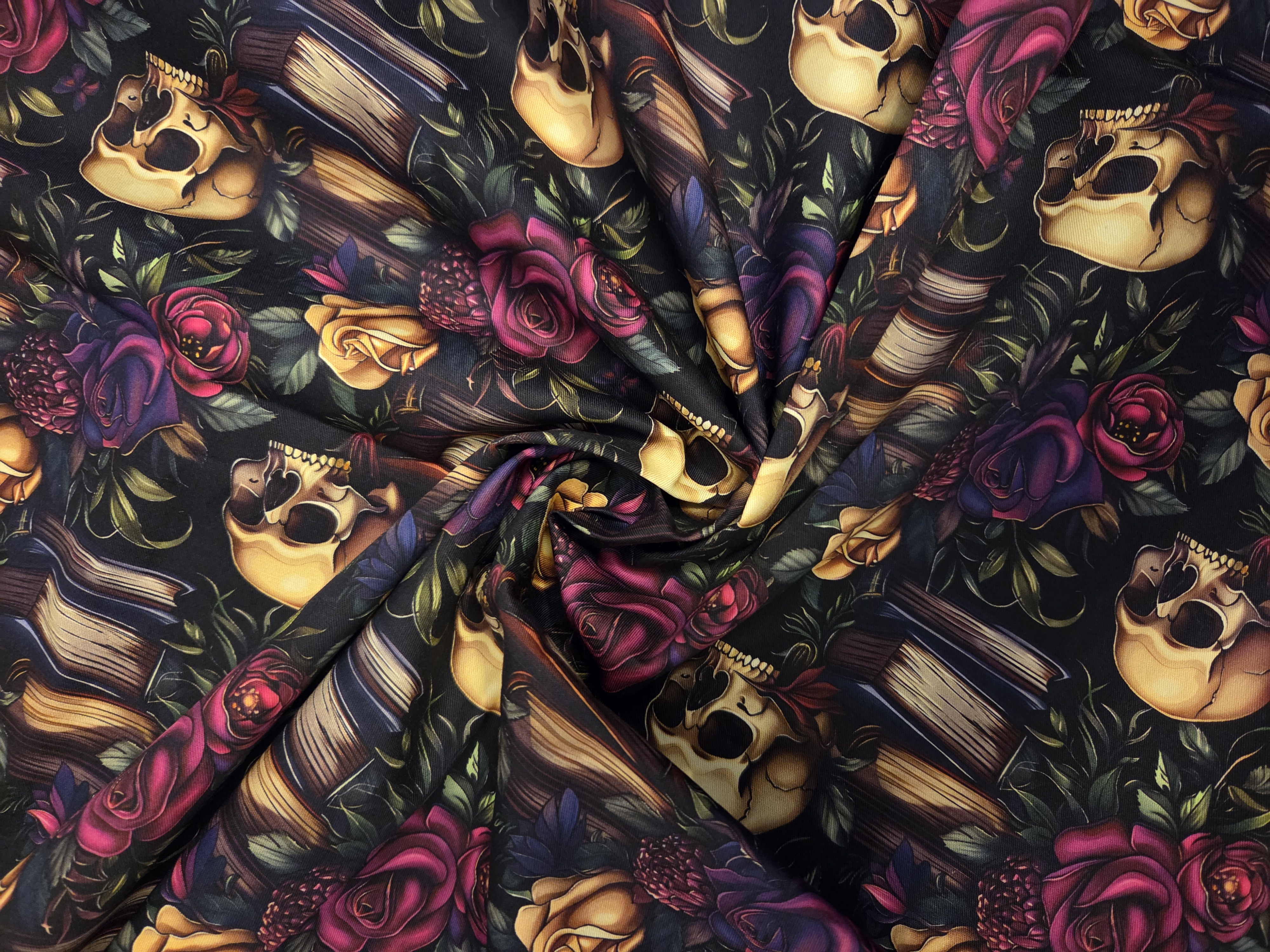 Dark Academia Skulls Sleeve