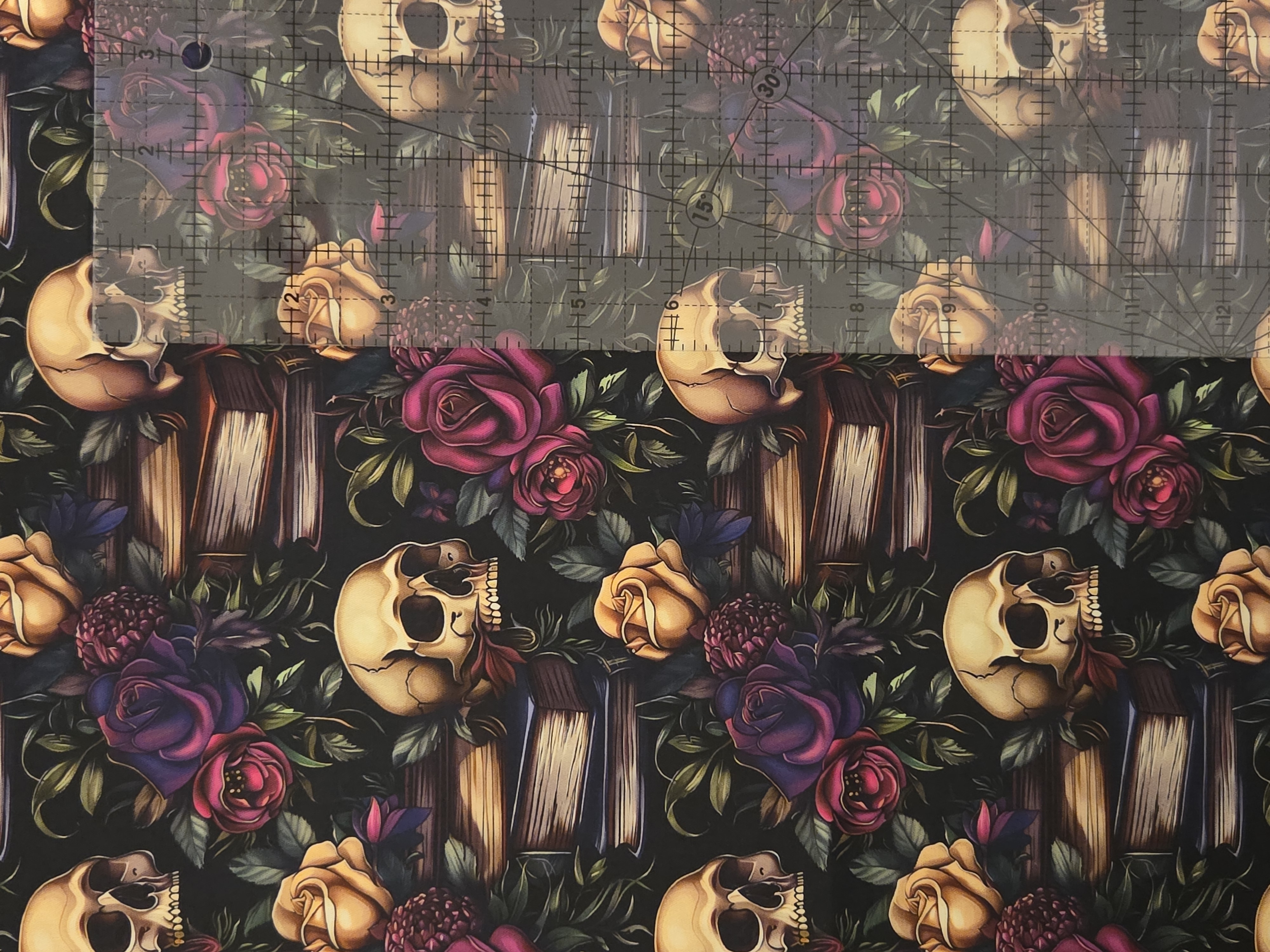 Dark Academia Skulls Sleeve