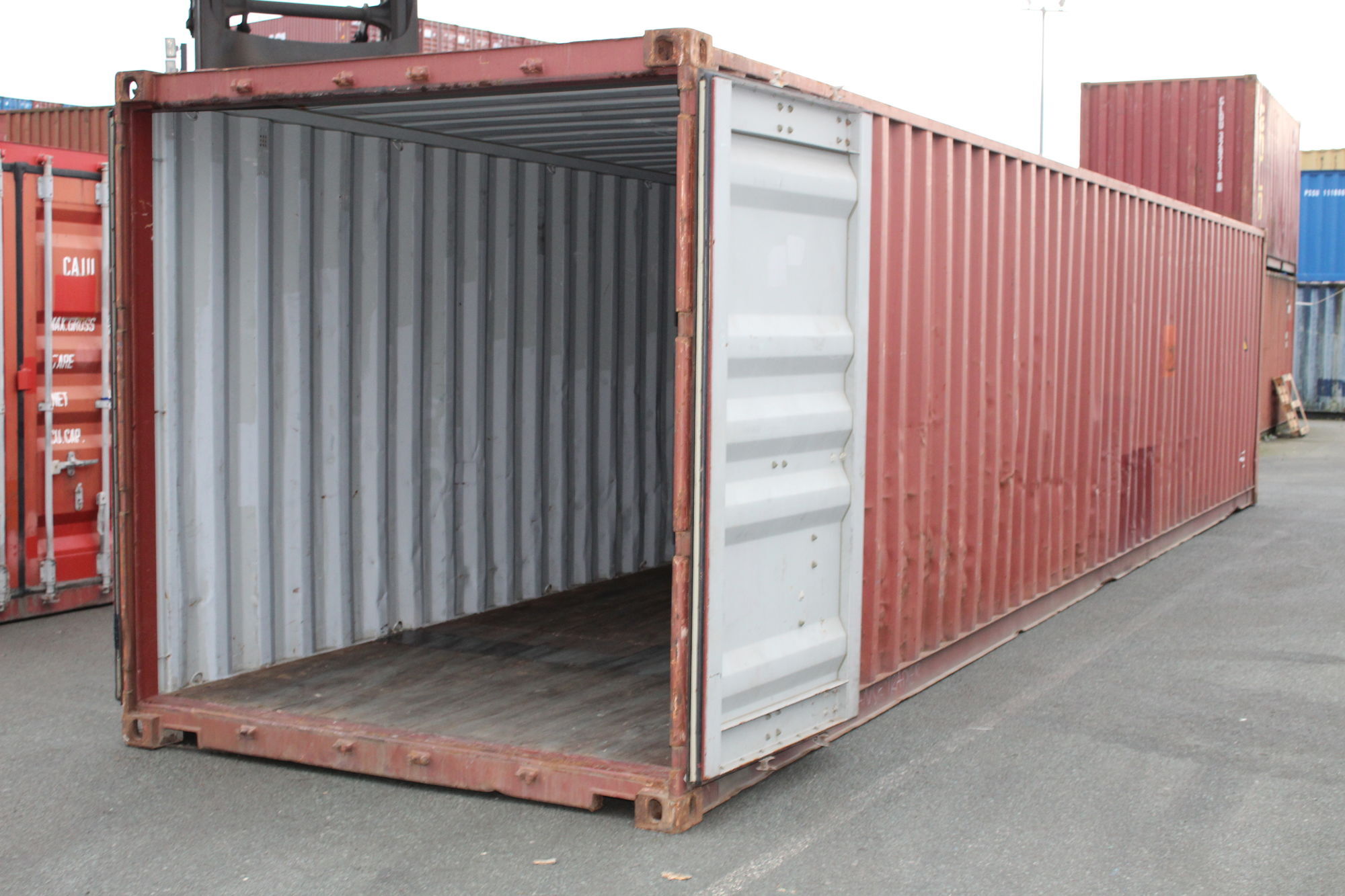 Used 40ft standard shipping containers 