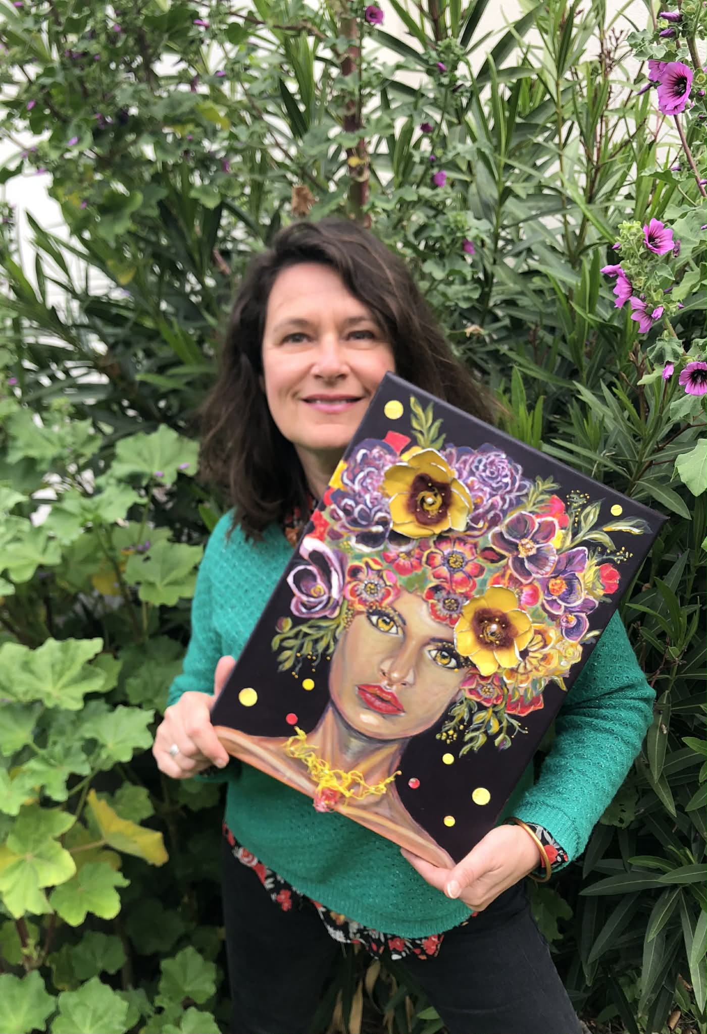 Simone Éphanique – Portrait Hybride Solaire & Art Combinatoire