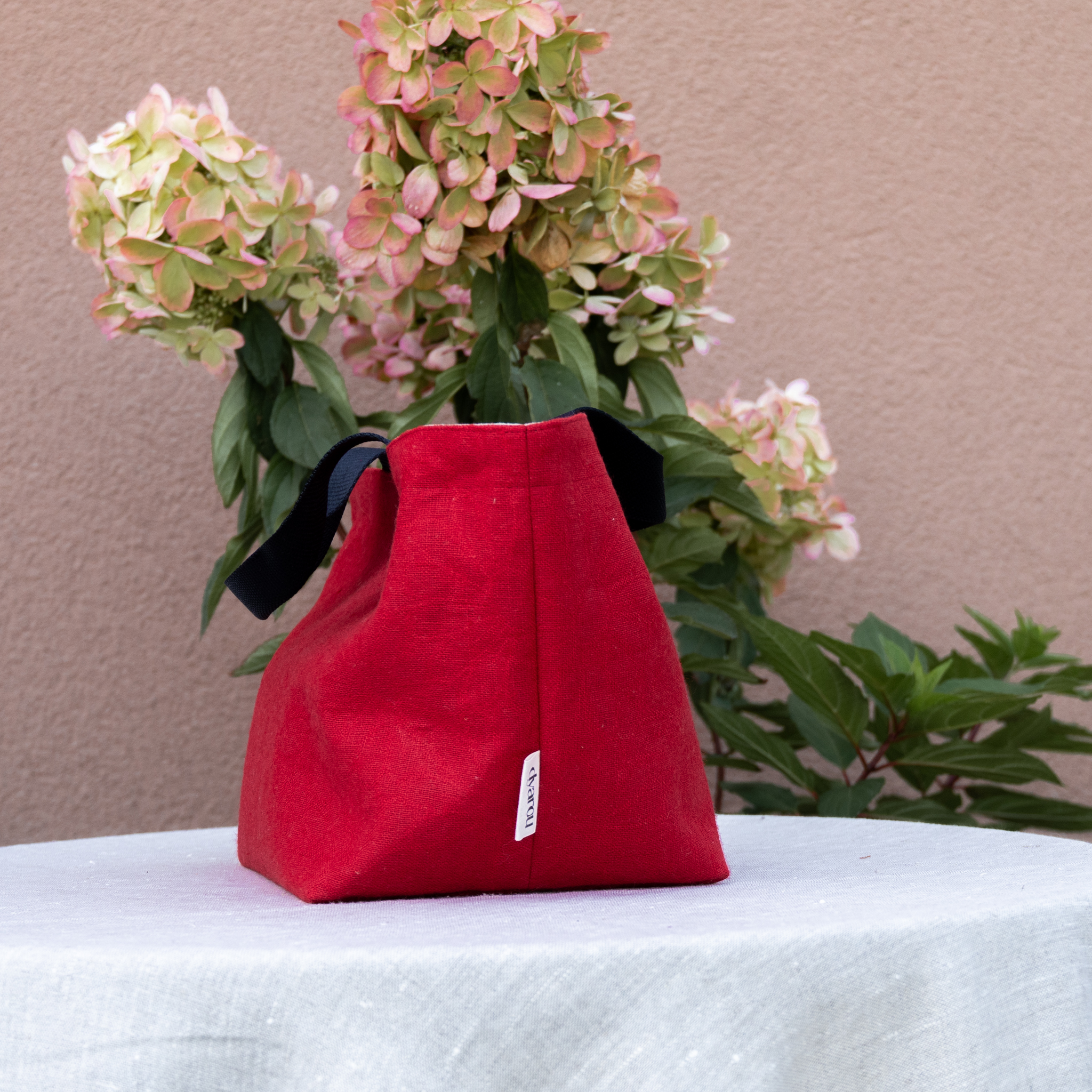 Neperšlampamas pietų krepšelis