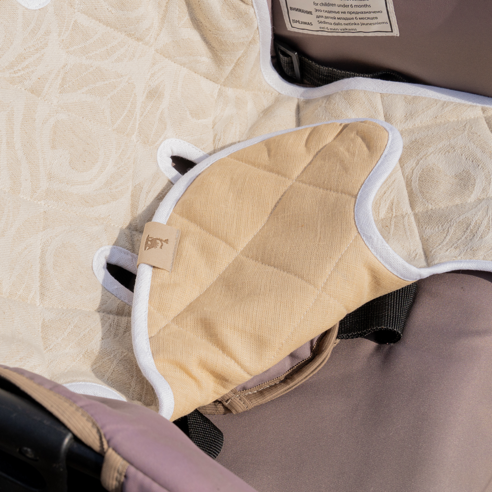 ŠIRDUTĖ įdėklas į sportinį vežimėlį