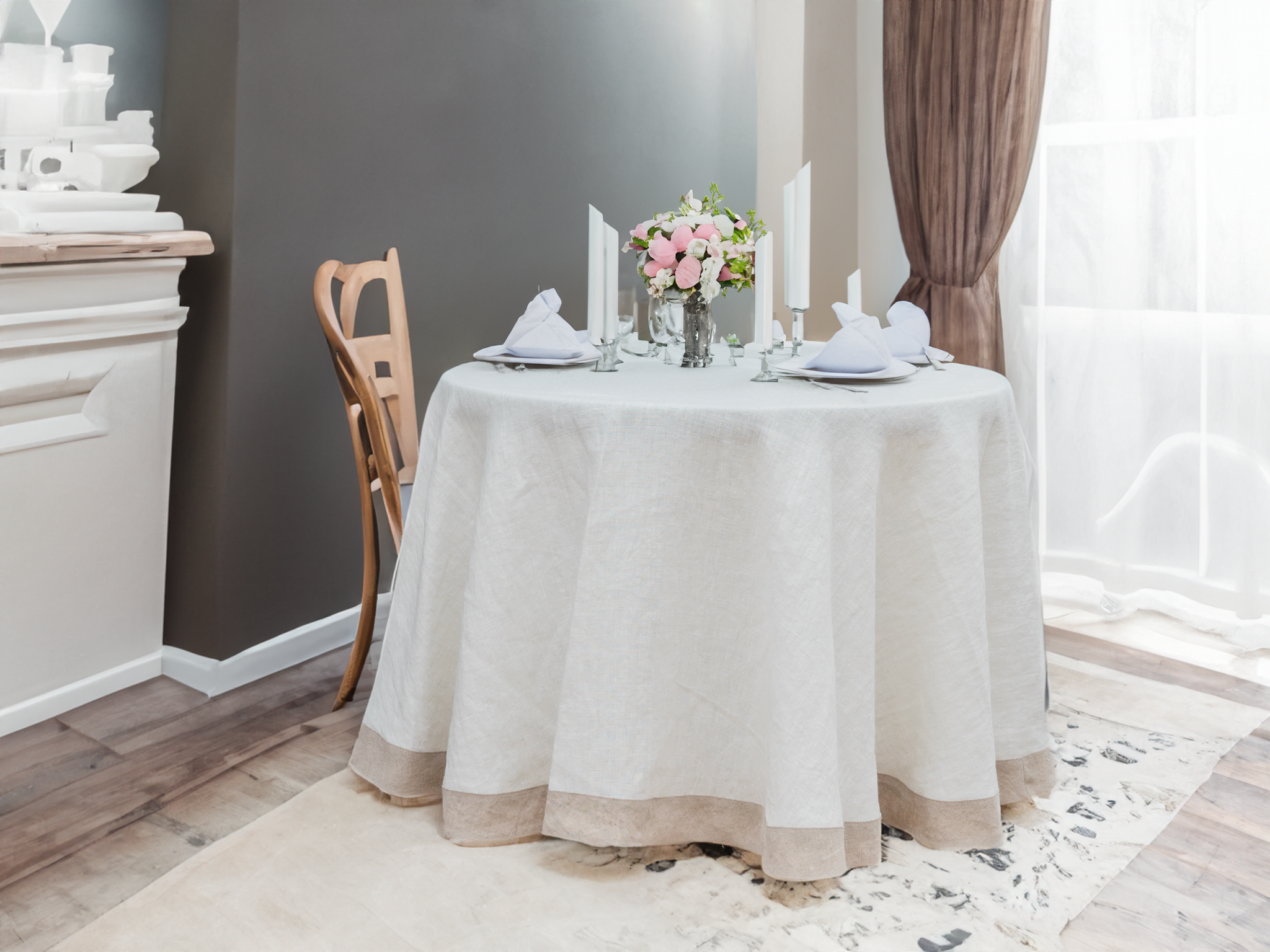 Apvali lininė staltiesė