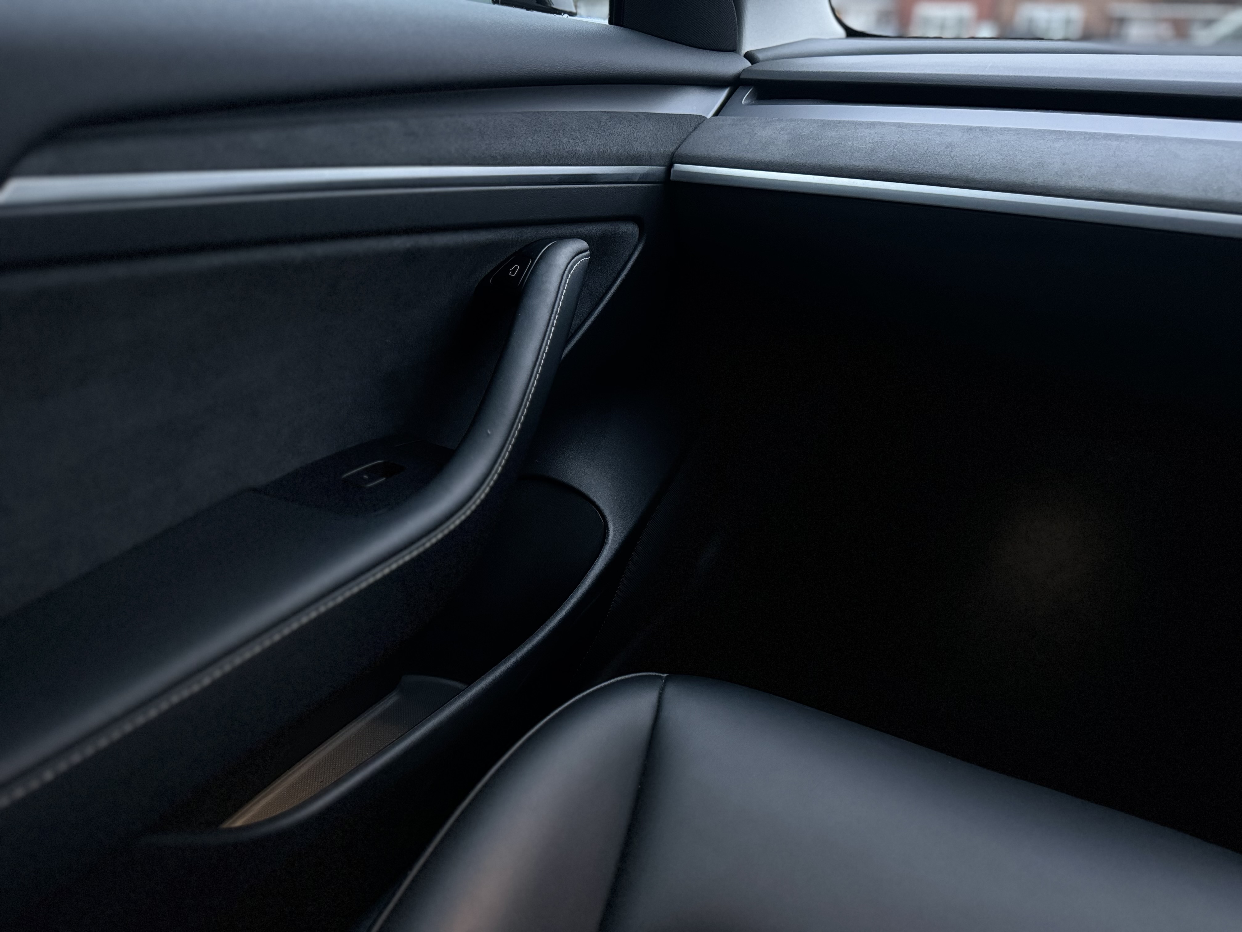 ALCANTARA DASHBOARD AND DOOR TRIMS FOR MODEL 3