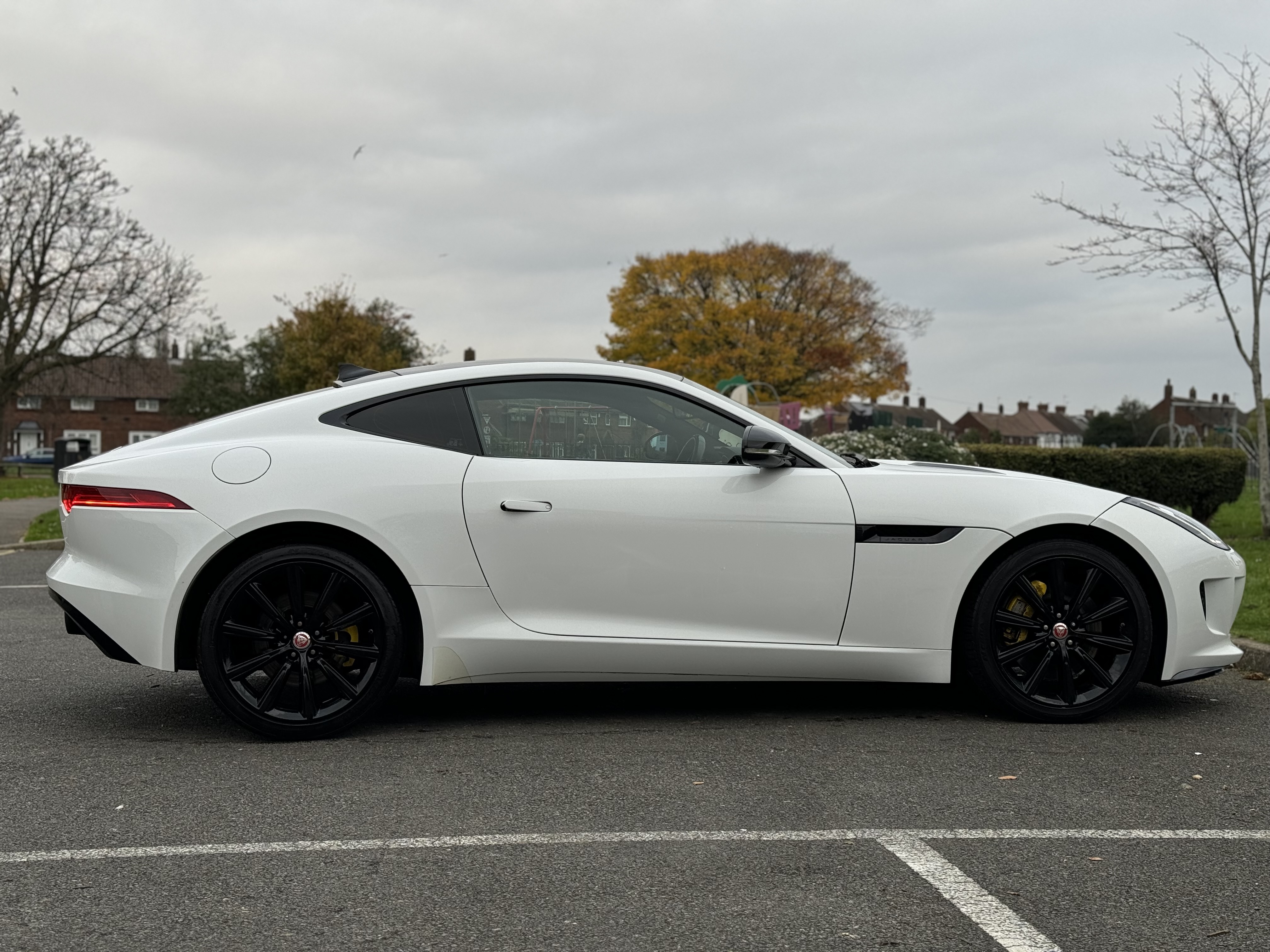 Jaguar F Type V6