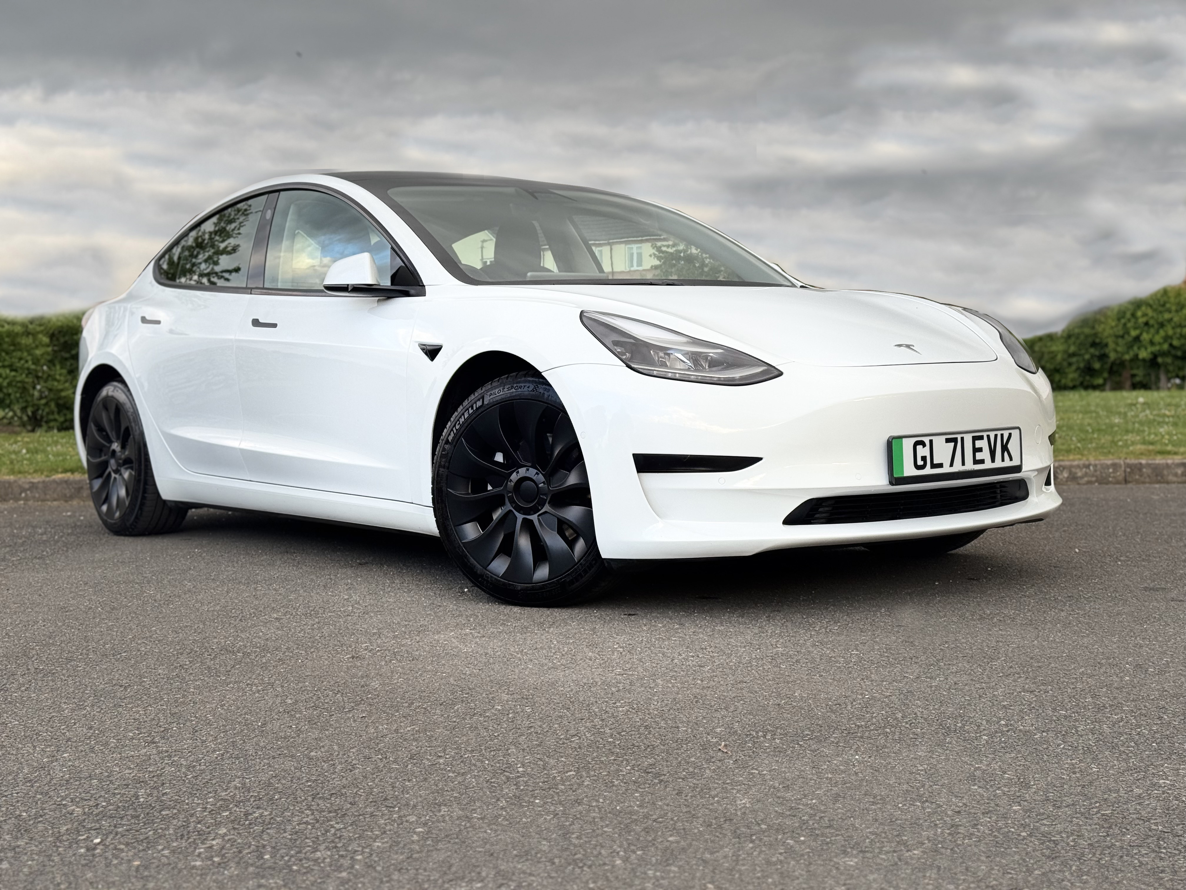 Tesla Model 3 Standard Plus - 2021