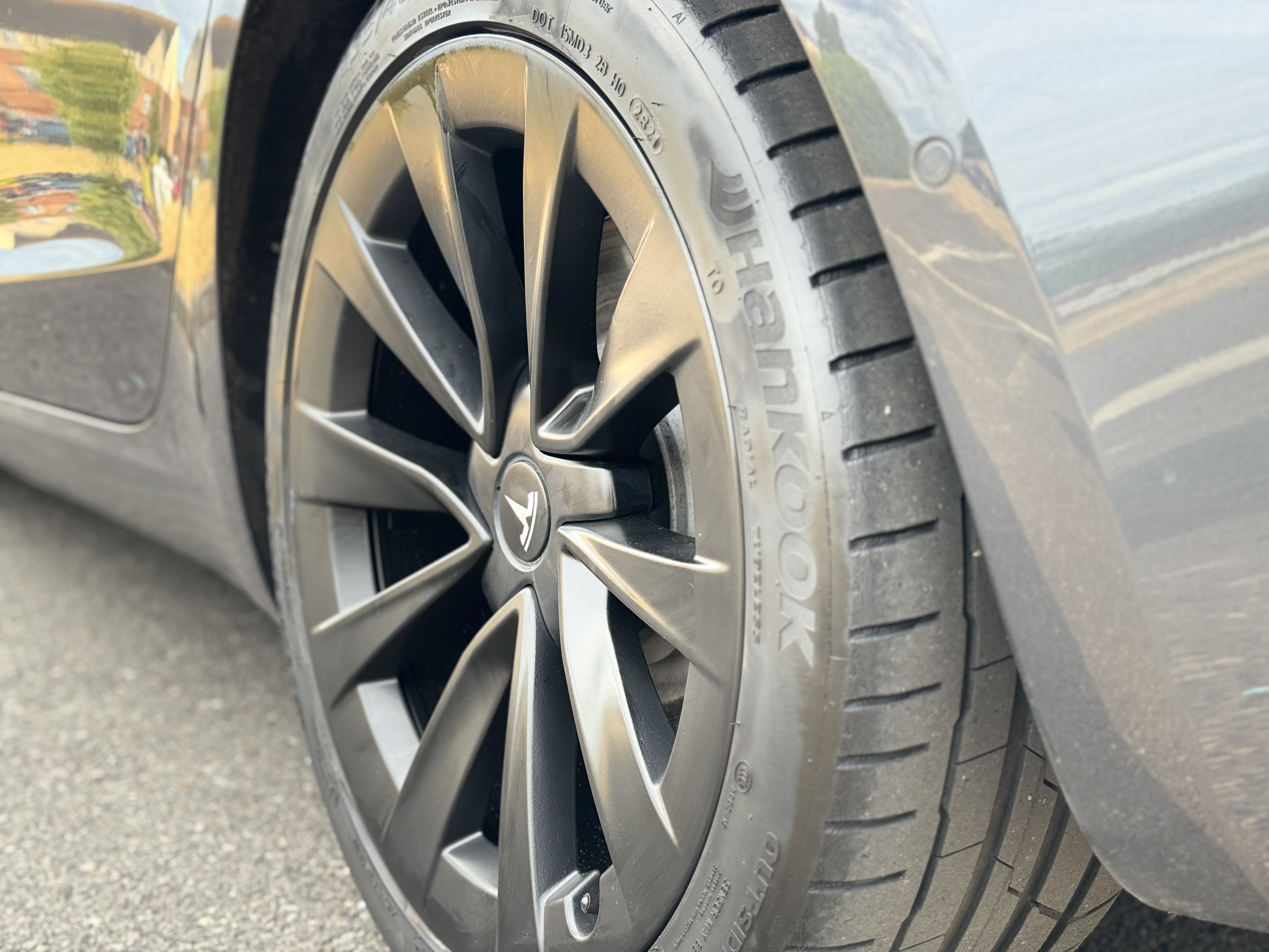 Tesla Model 3 Long Range 2021 (71 plate)