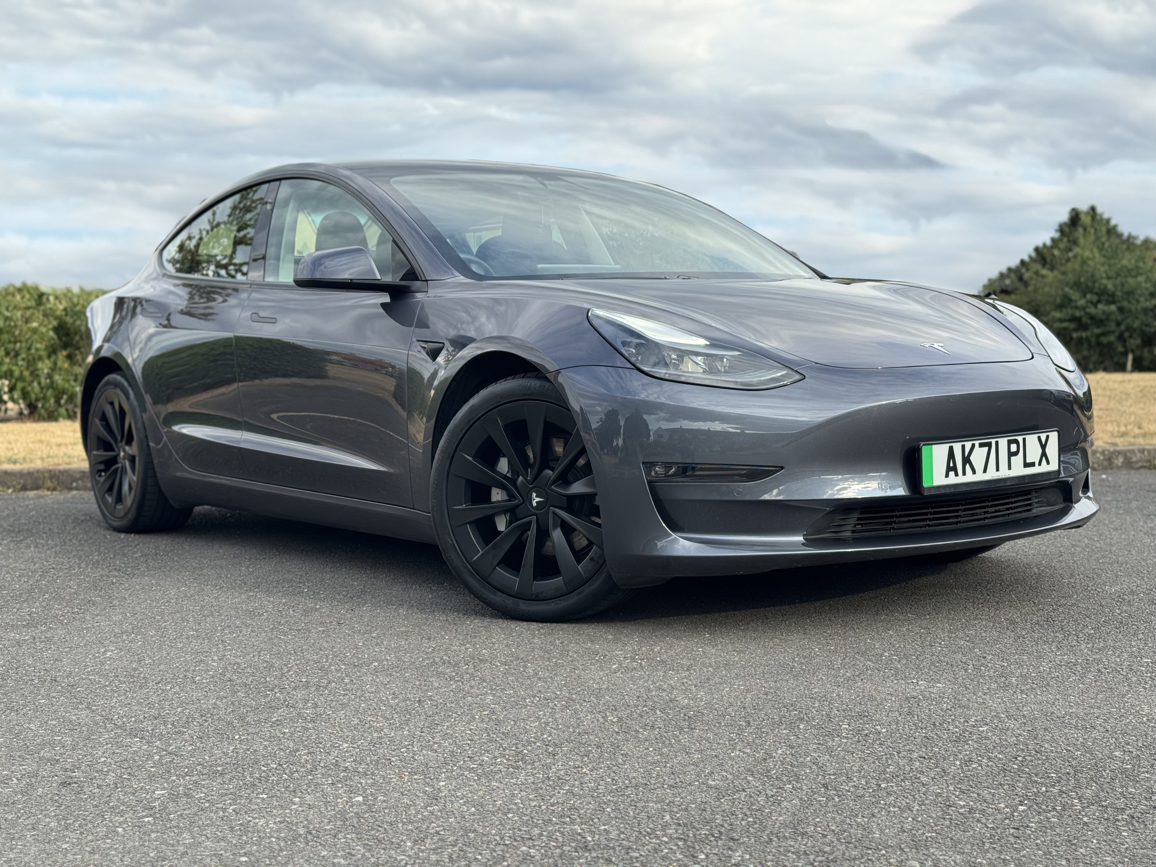 Tesla Model 3 Long Range 2021 (71 plate)