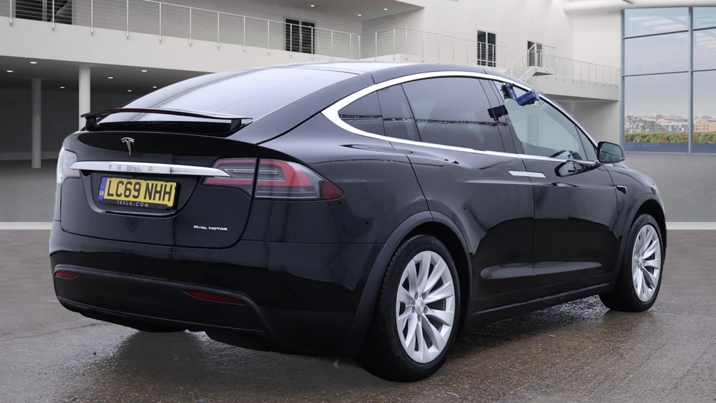 Tesla Model X Long Range - 6 Seats