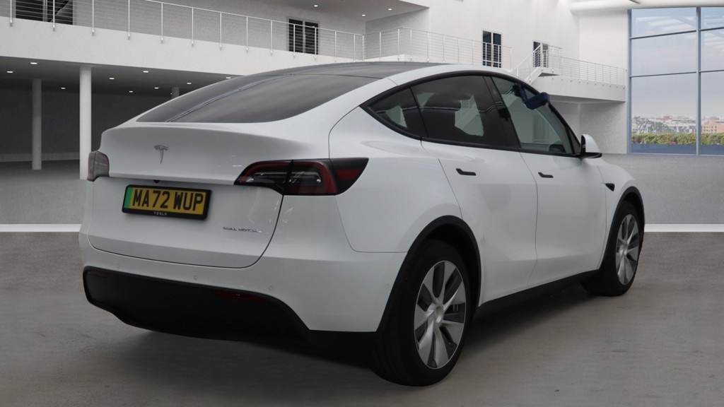 Tesla Model Y Long Range