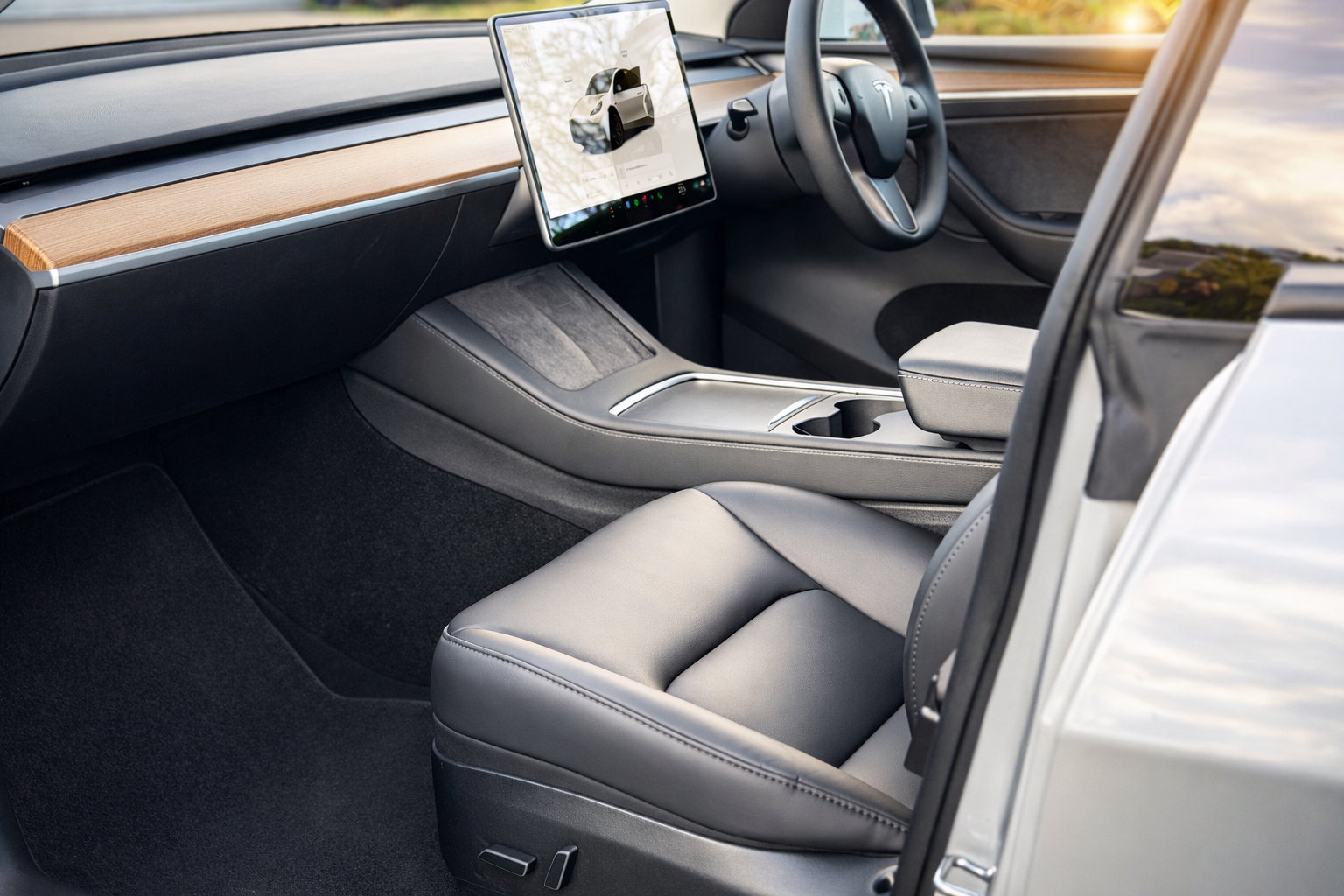 Tesla Model Y Long Range - 7k Miles