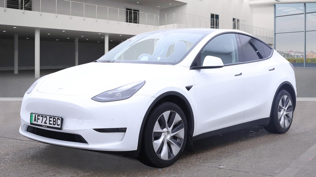 Tesla Model Y Long Range - 12899