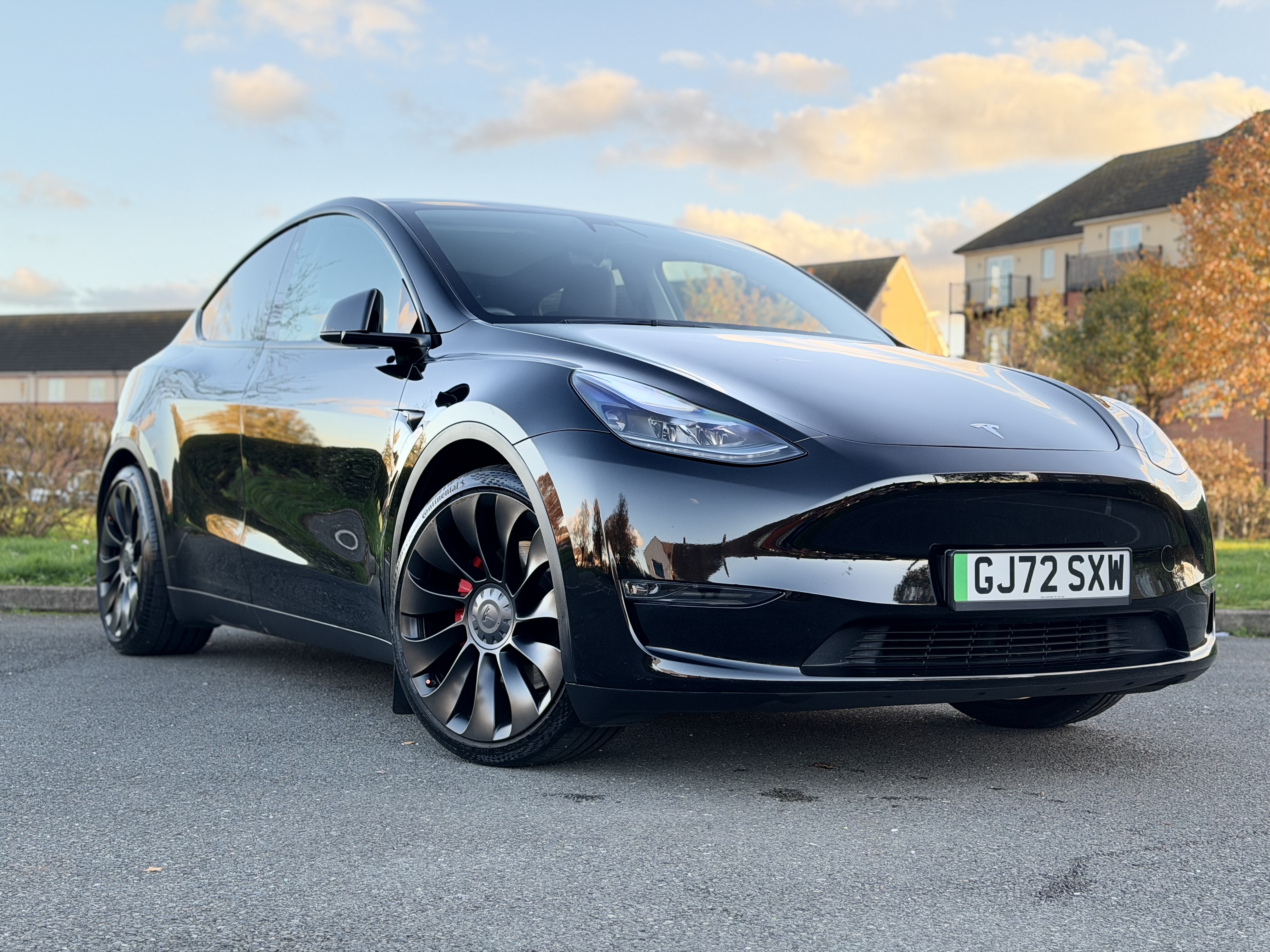 Tesla Model Y Performance - 32749