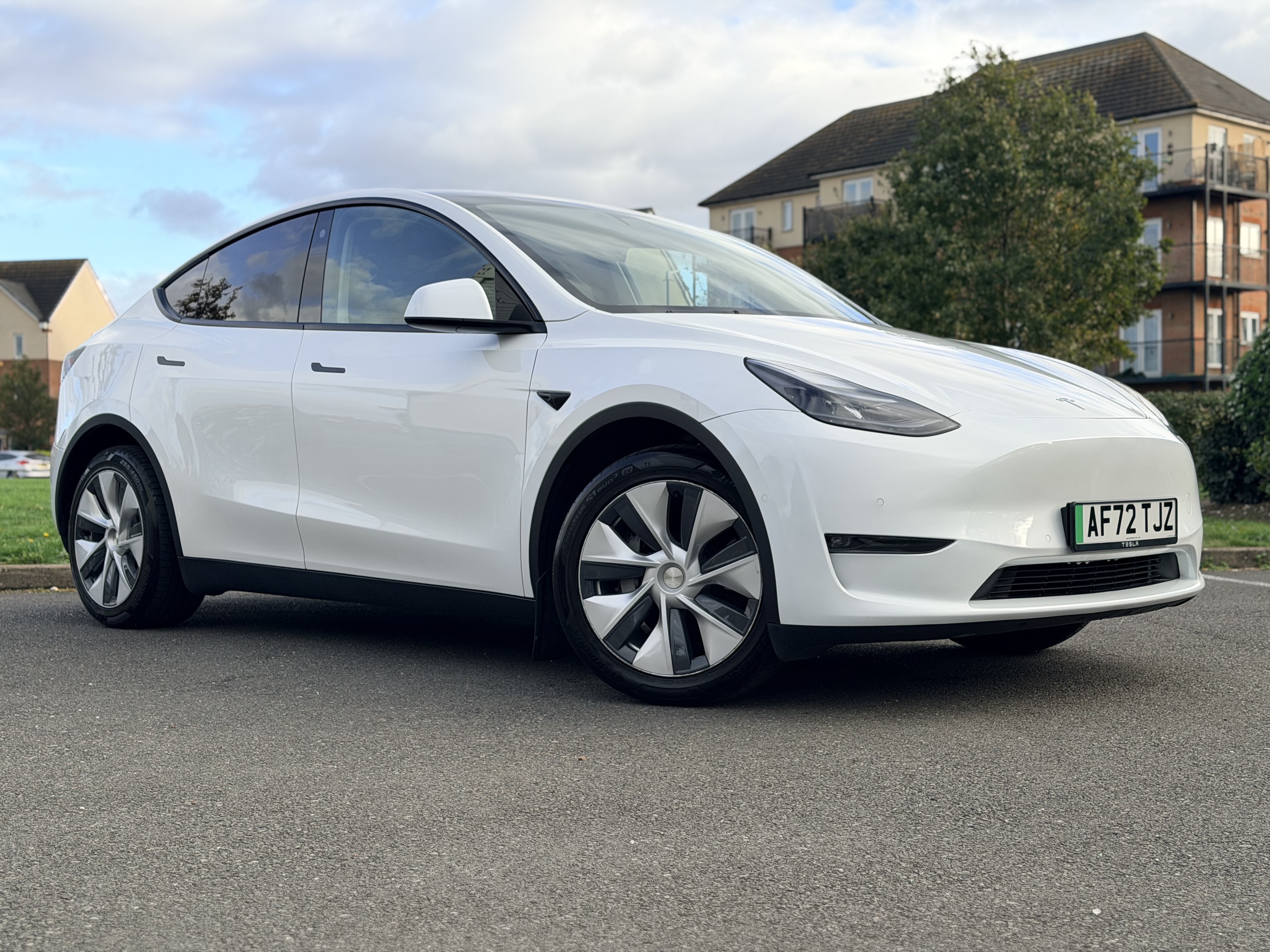Tesla Model Y Long Range - 13500 miles